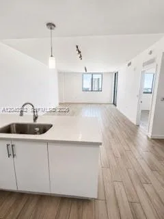 999 SW 1st Ave # 2113, Miami, FL 33130 photo 2