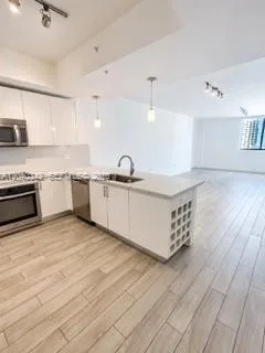 999 SW 1st Ave # 2113, Miami, FL 33130 photo 5