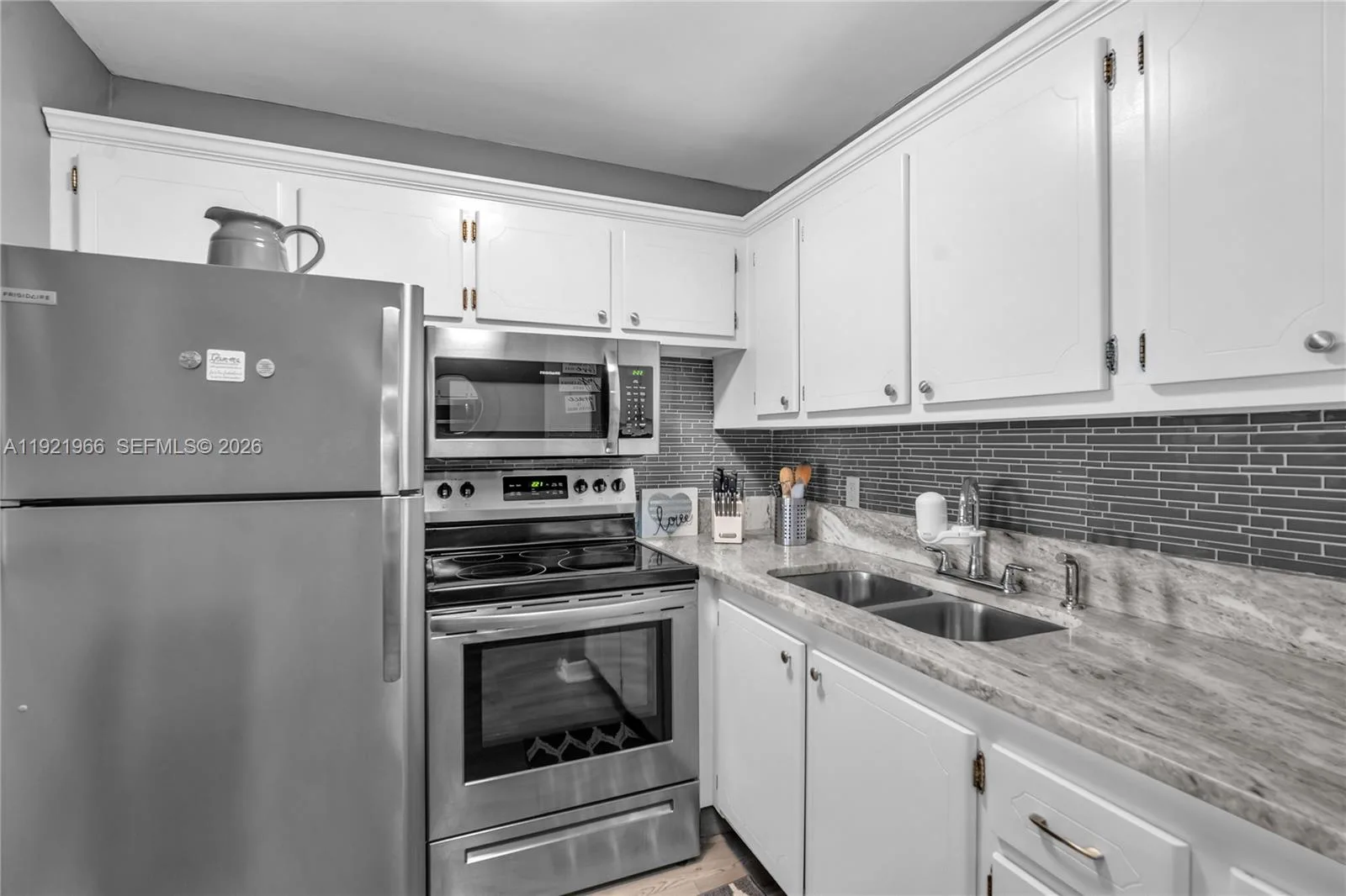 244 Durham F # 244, Deerfield Beach, FL 33442 photo 6