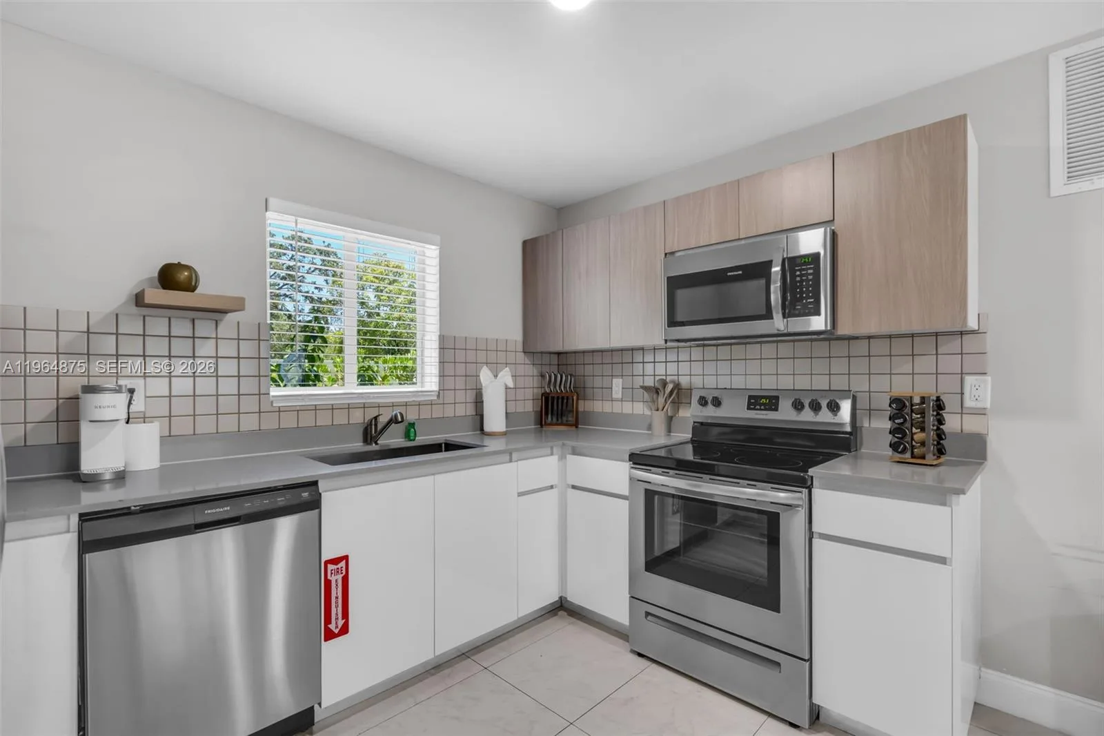 507 NW 8th Ave  #2, Fort Lauderdale, FL 33311 photo 11