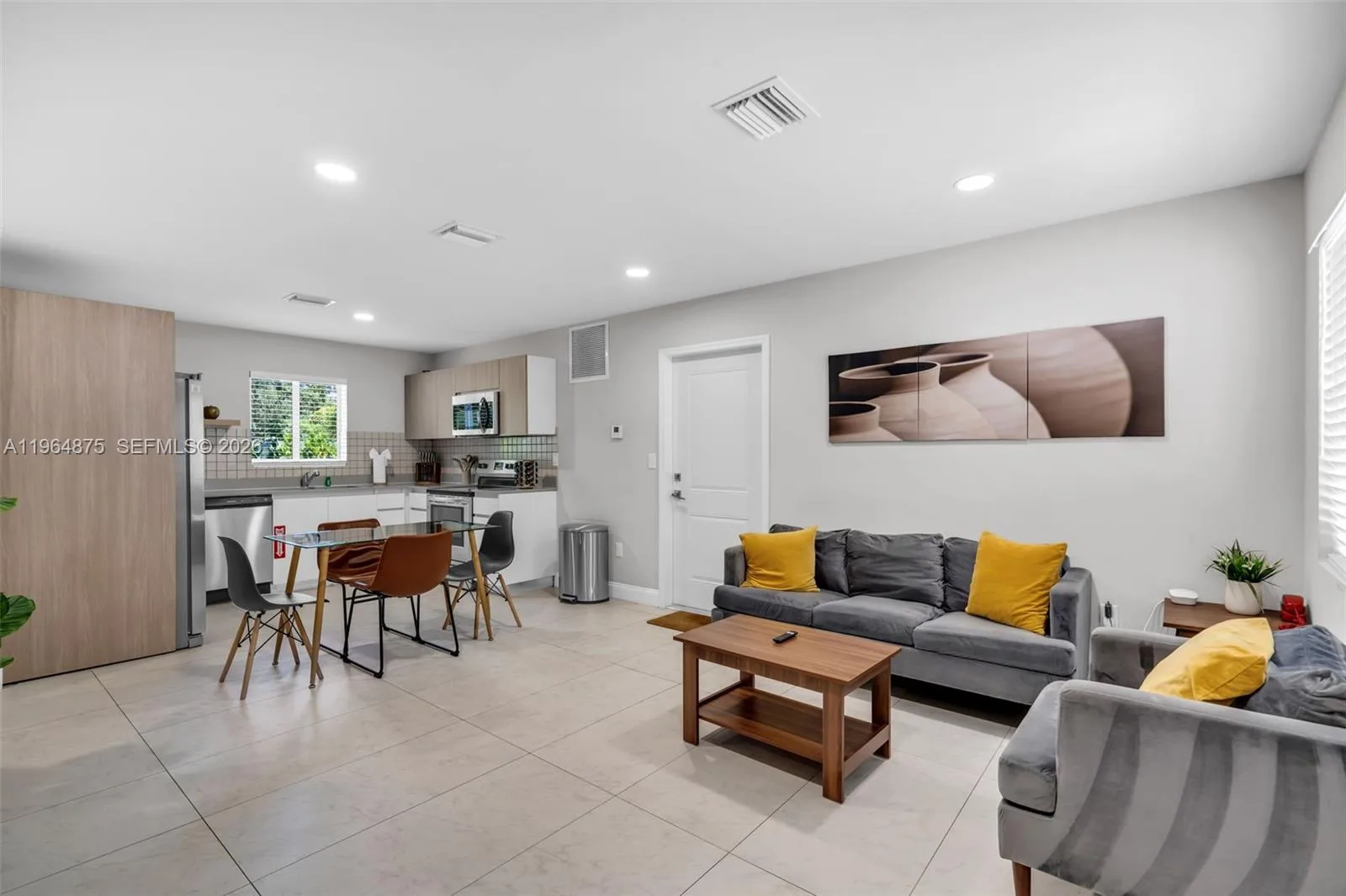 507 NW 8th Ave  #2, Fort Lauderdale, FL 33311 photo 4