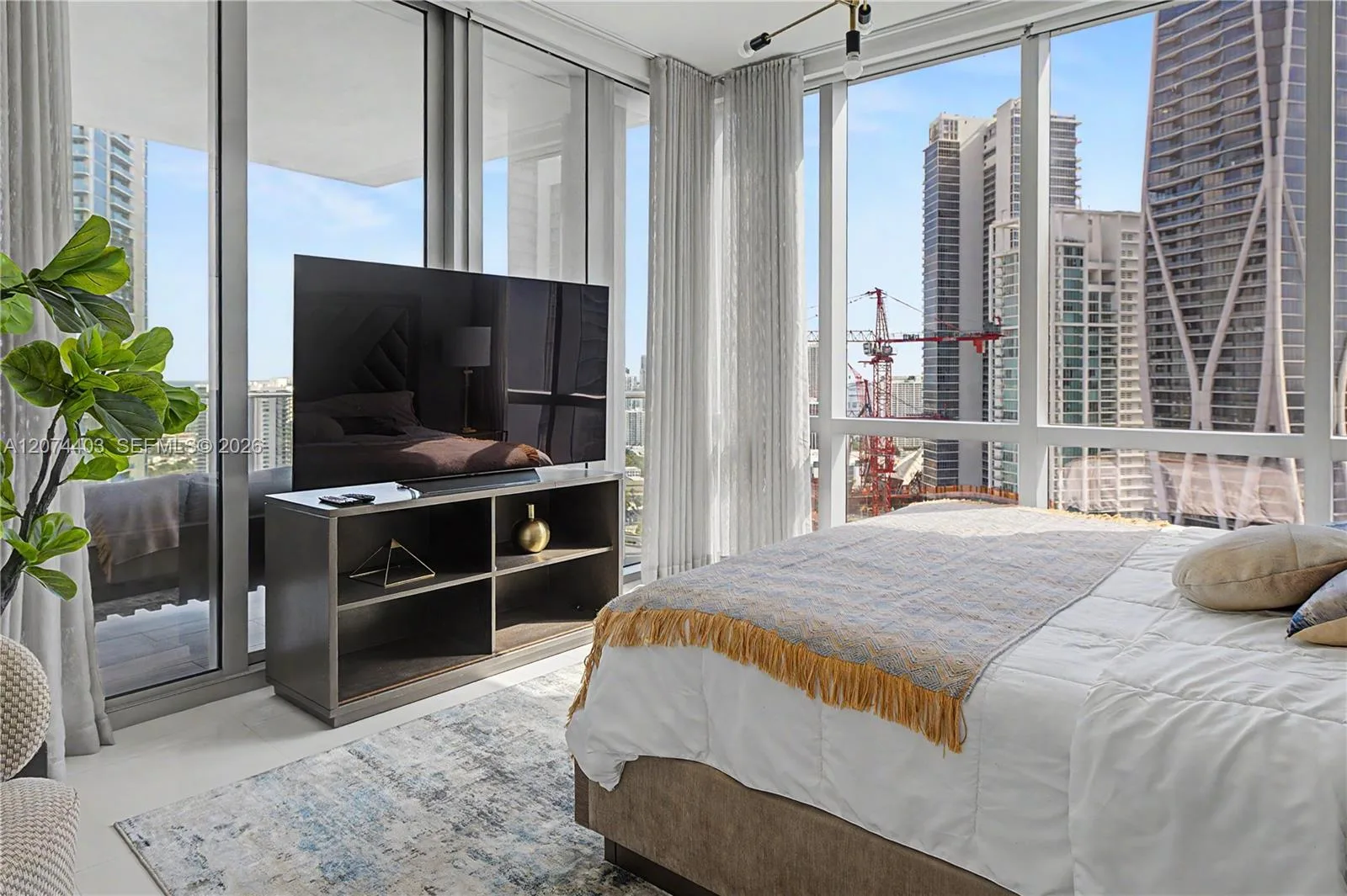 851 NE 1st Ave # 3301, Miami, FL 33132 photo 13