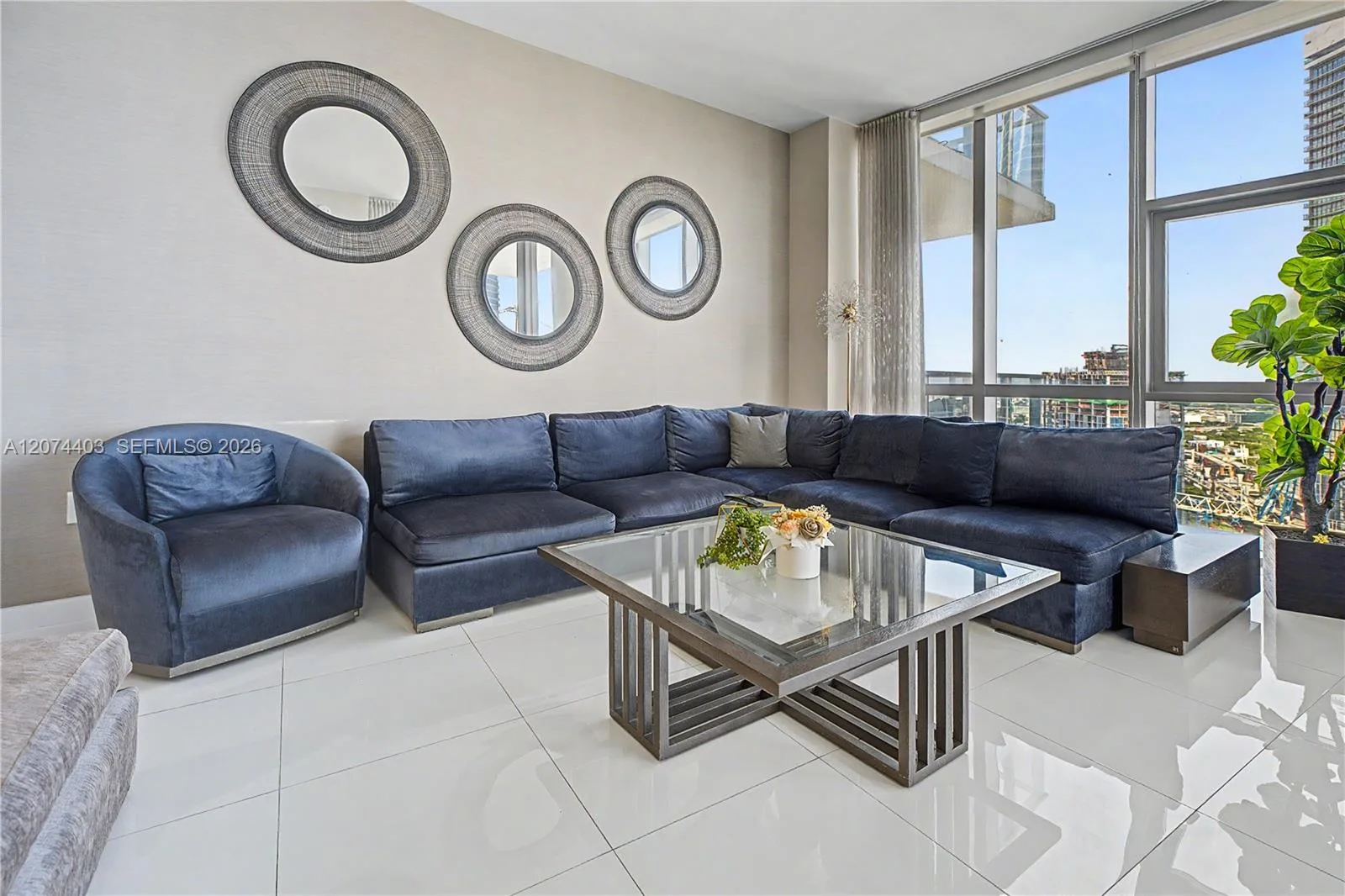 851 NE 1st Ave # 3301, Miami, FL 33132 photo 2