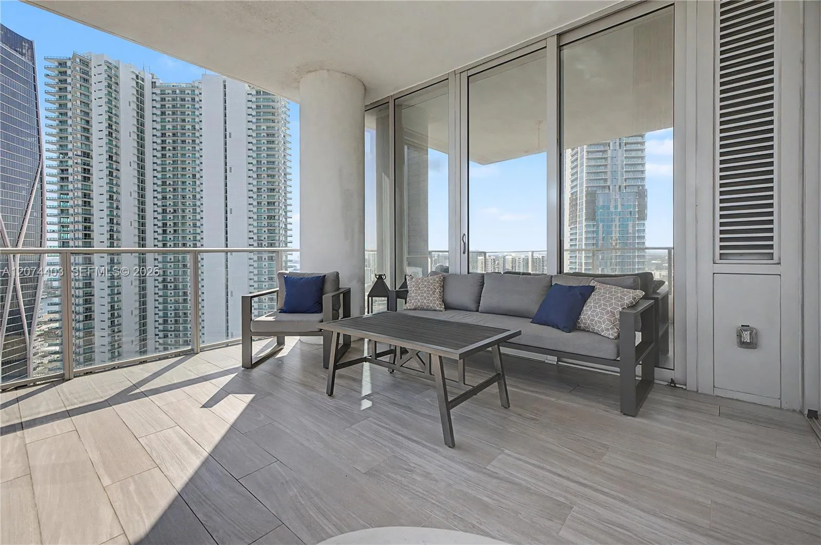 851 NE 1st Ave # 3301, Miami, FL 33132 photo 8