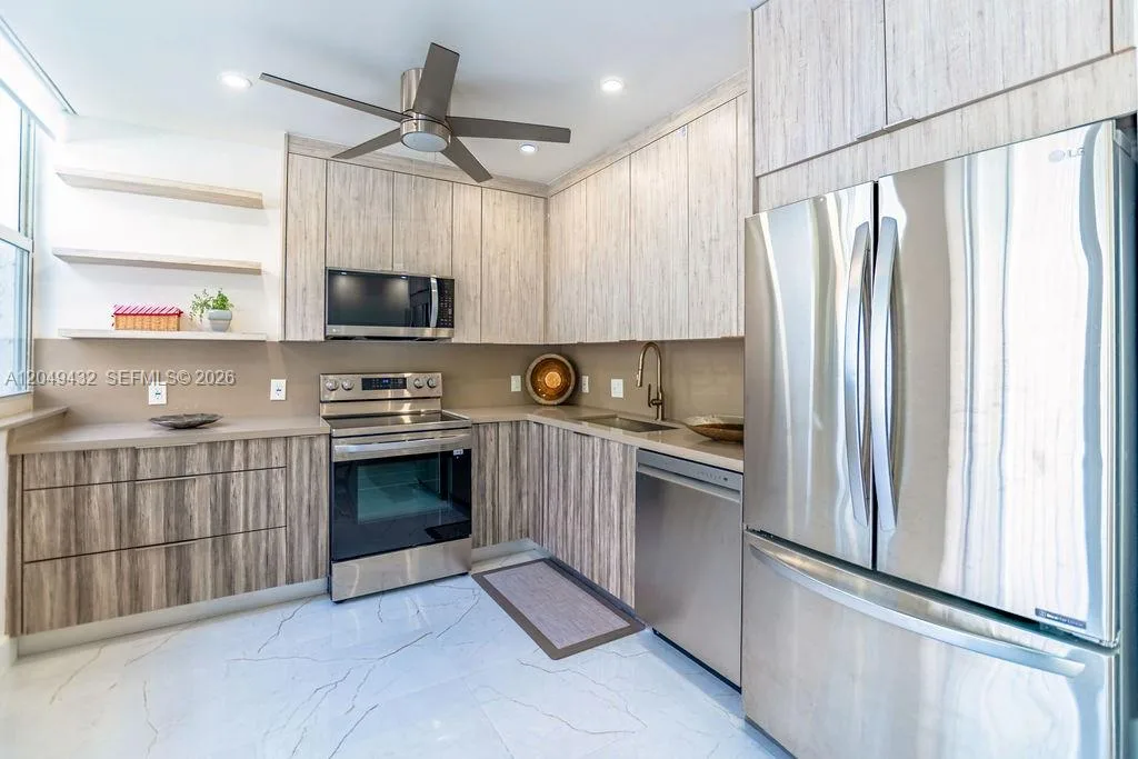 301 174th St # L05, Sunny Isles Beach, FL 33160 photo 13