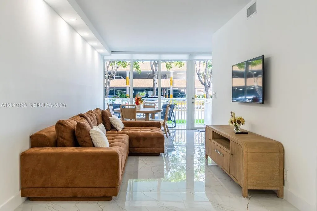 301 174th St # L05, Sunny Isles Beach, FL 33160 photo 9