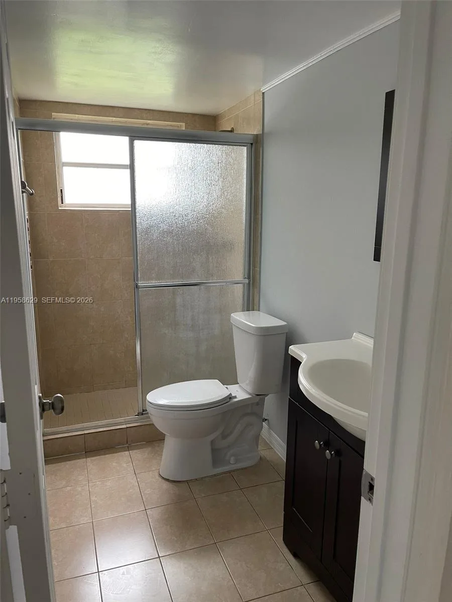 7670 SW 82nd St # H113, Miami, FL 33143 photo 13