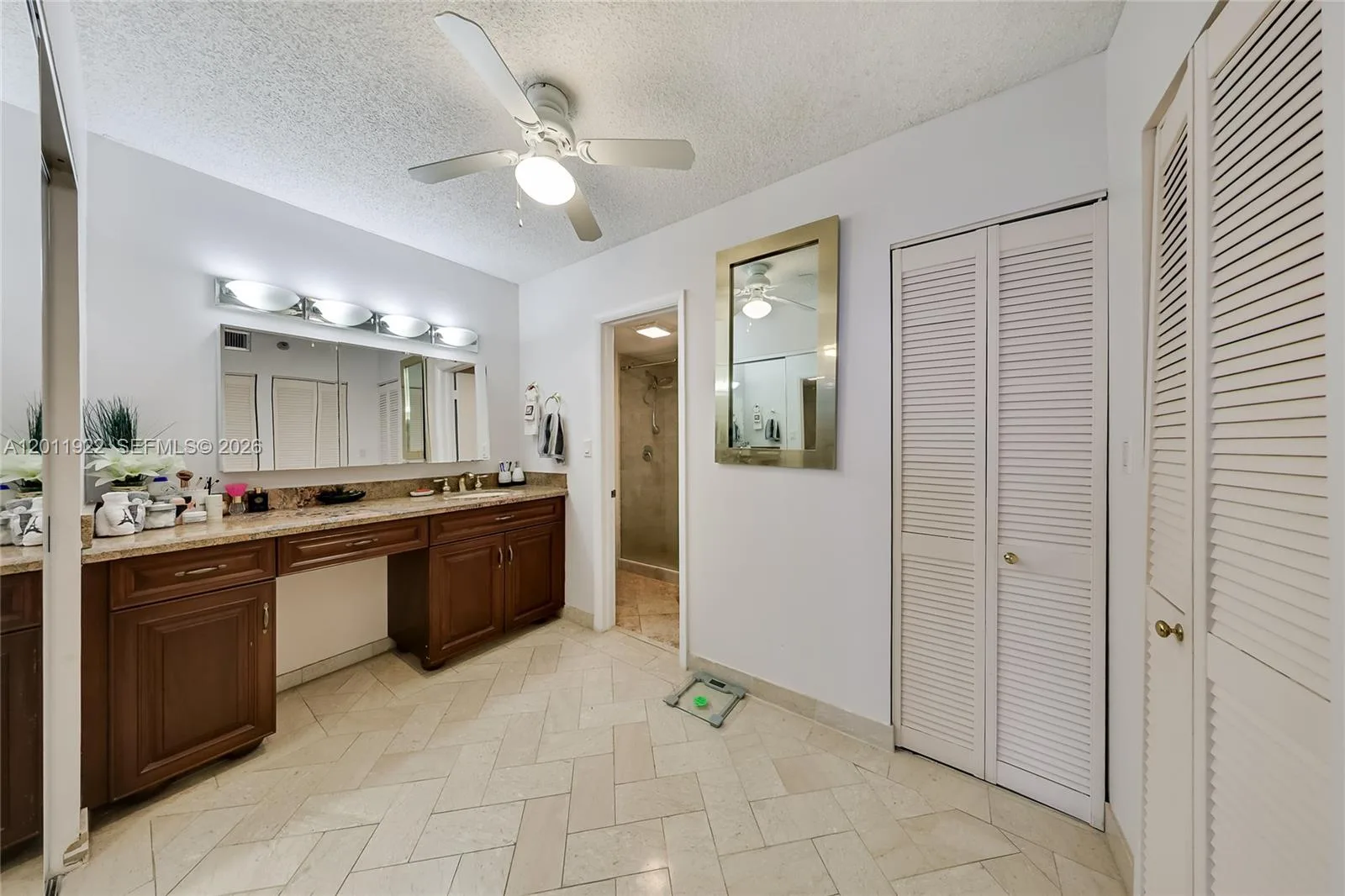 20515 E Country Club Dr # 1146, Aventura, FL 33180 photo 13