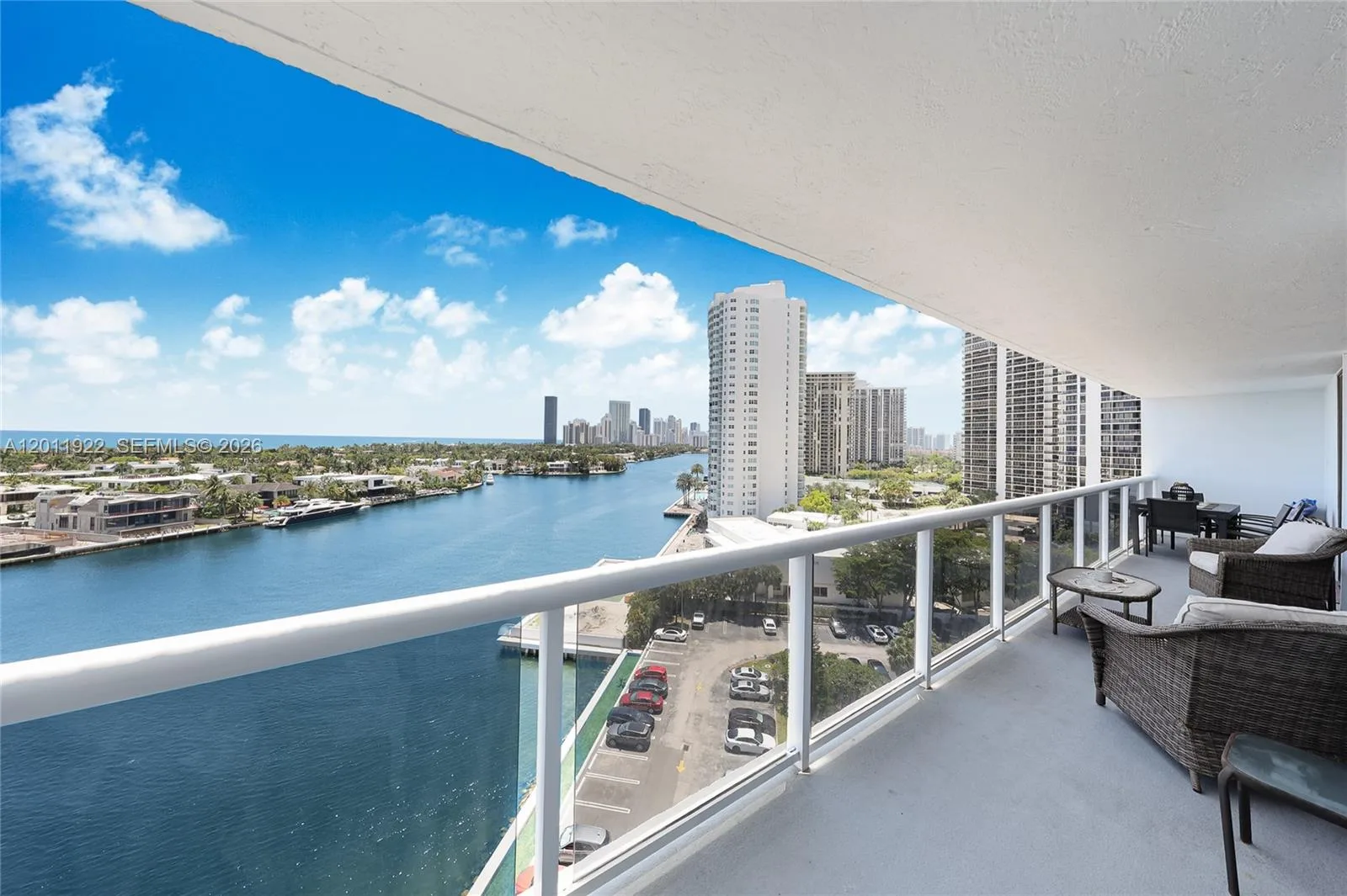 20515 E Country Club Dr # 1146, Aventura, FL 33180 photo 2