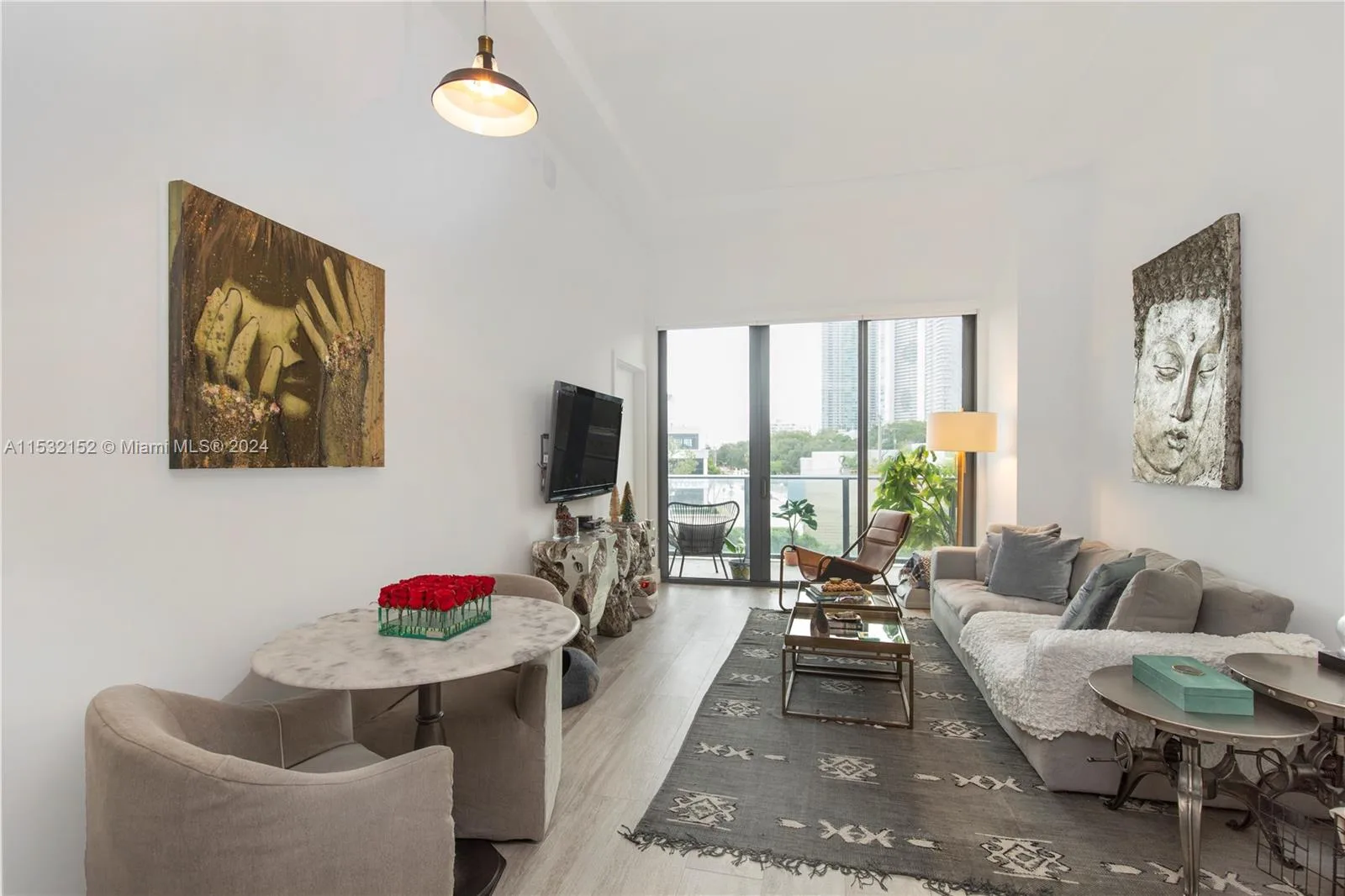 121 NE 34th St # L206, Miami, FL 33137