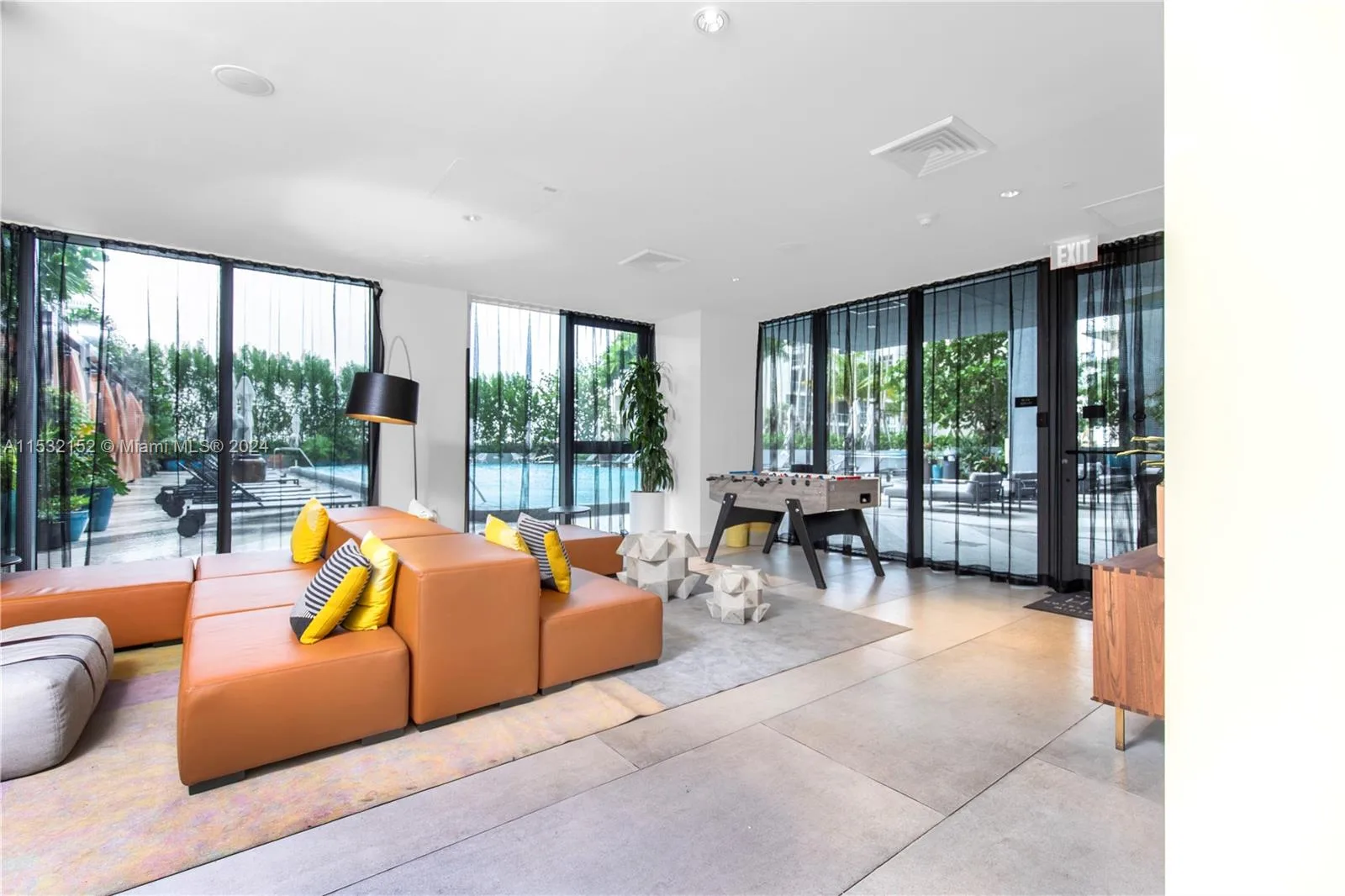 121 NE 34th St # L206, Miami, FL 33137 photo 11