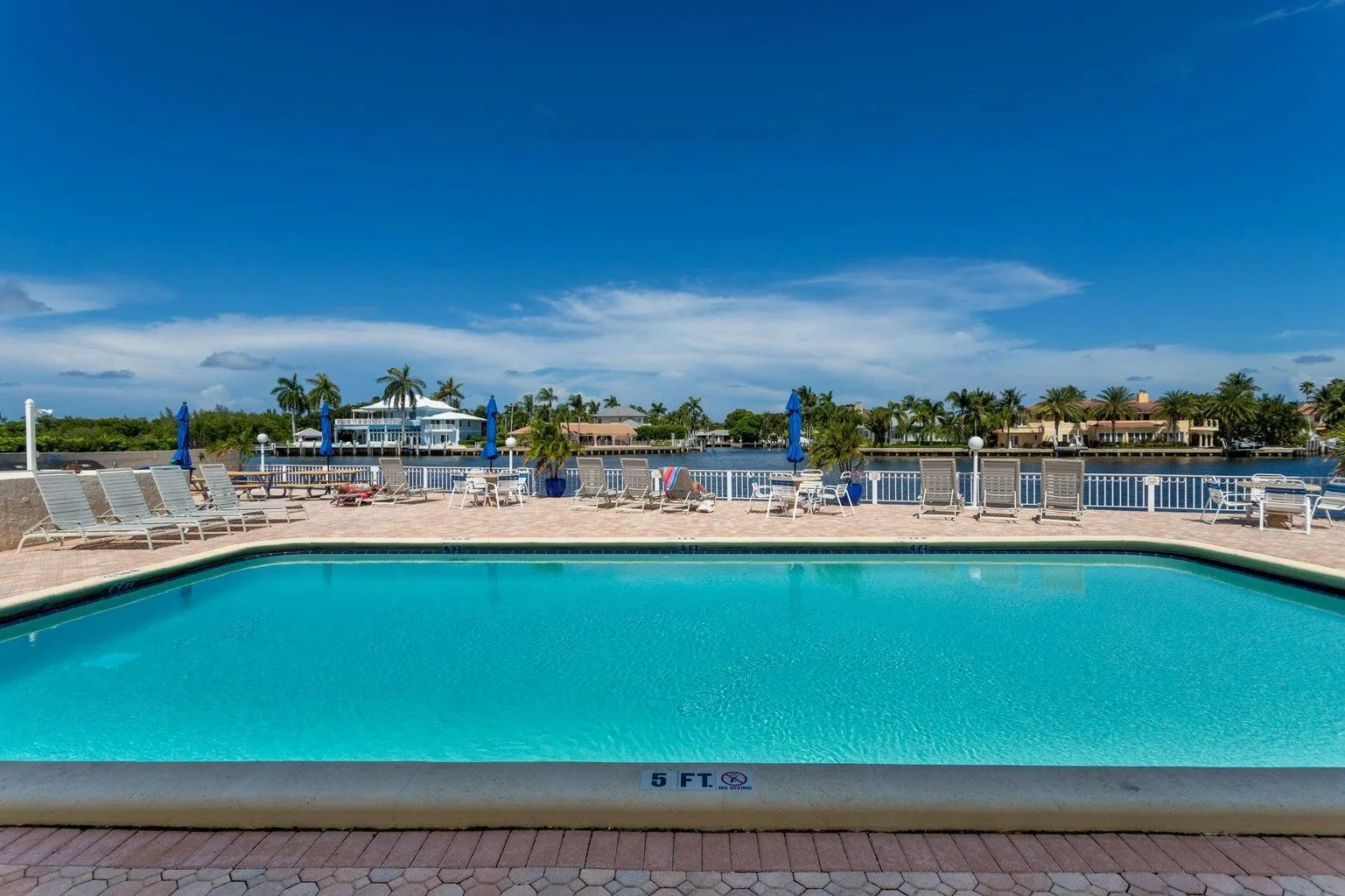 632 Snug Harbor Drive # D2, Boynton Beach, FL 33435