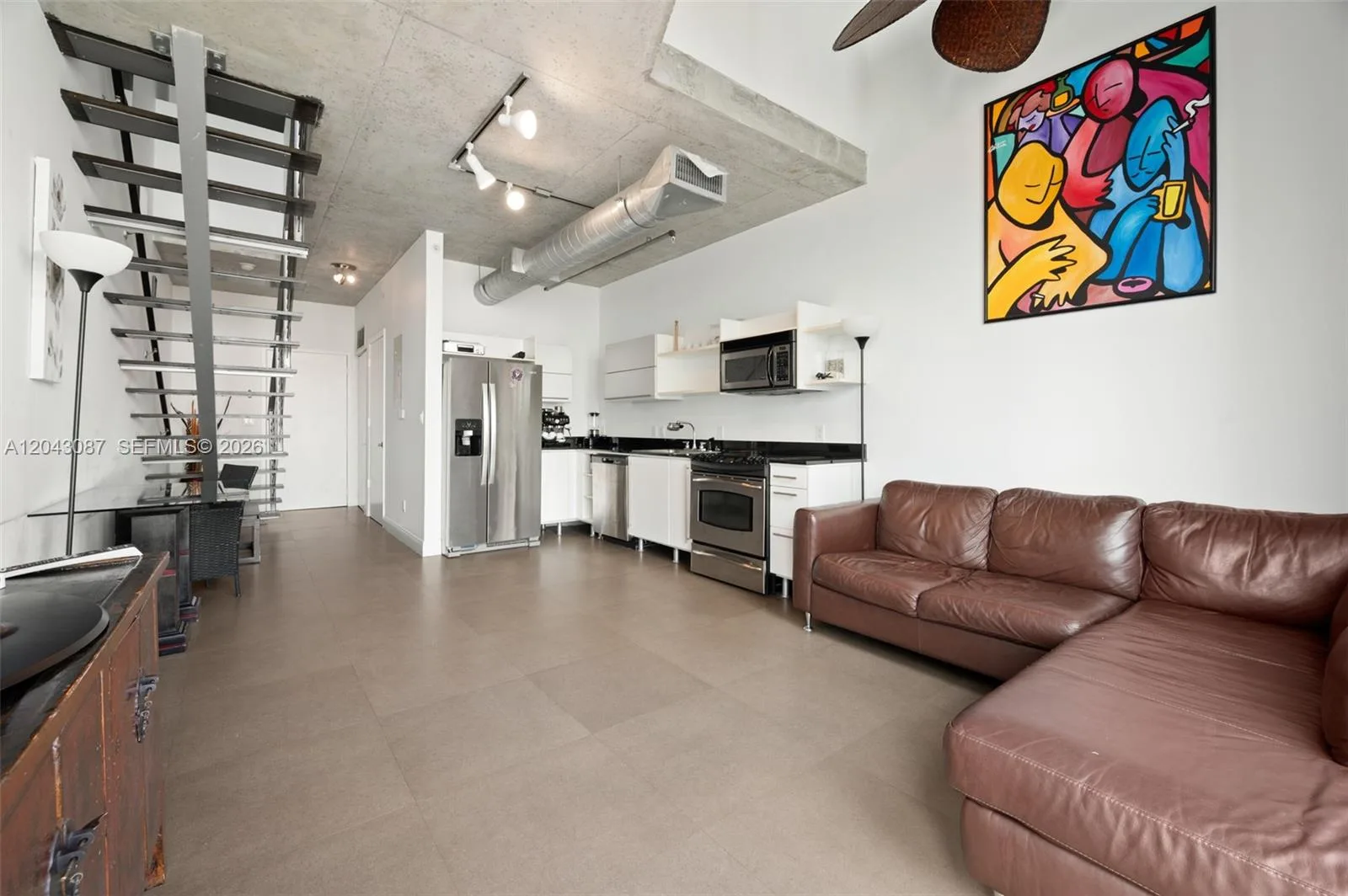 690 SW 1 Ct # 2703, Miami, FL 33130 photo 4