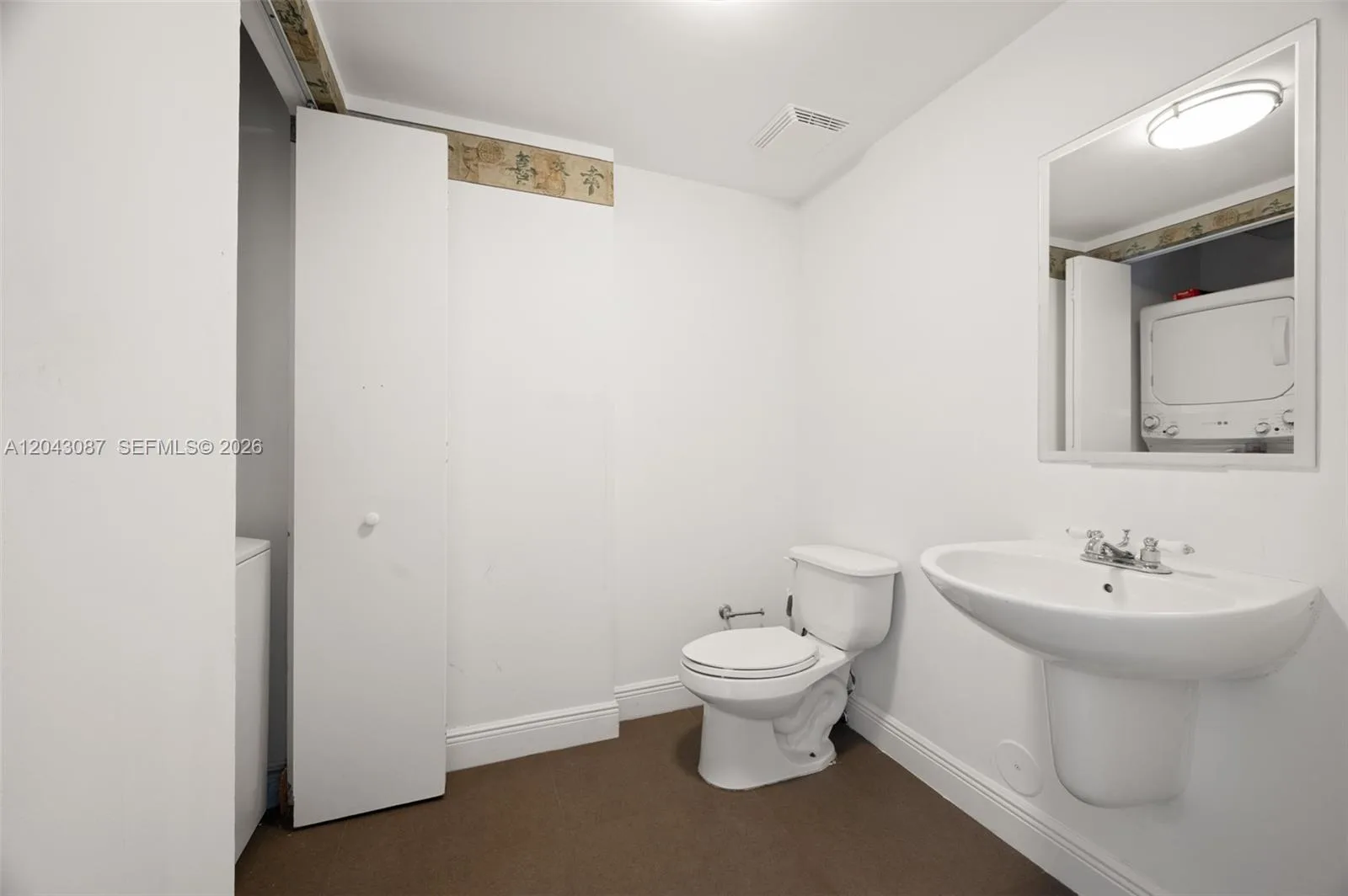 690 SW 1 Ct # 2703, Miami, FL 33130 photo 5