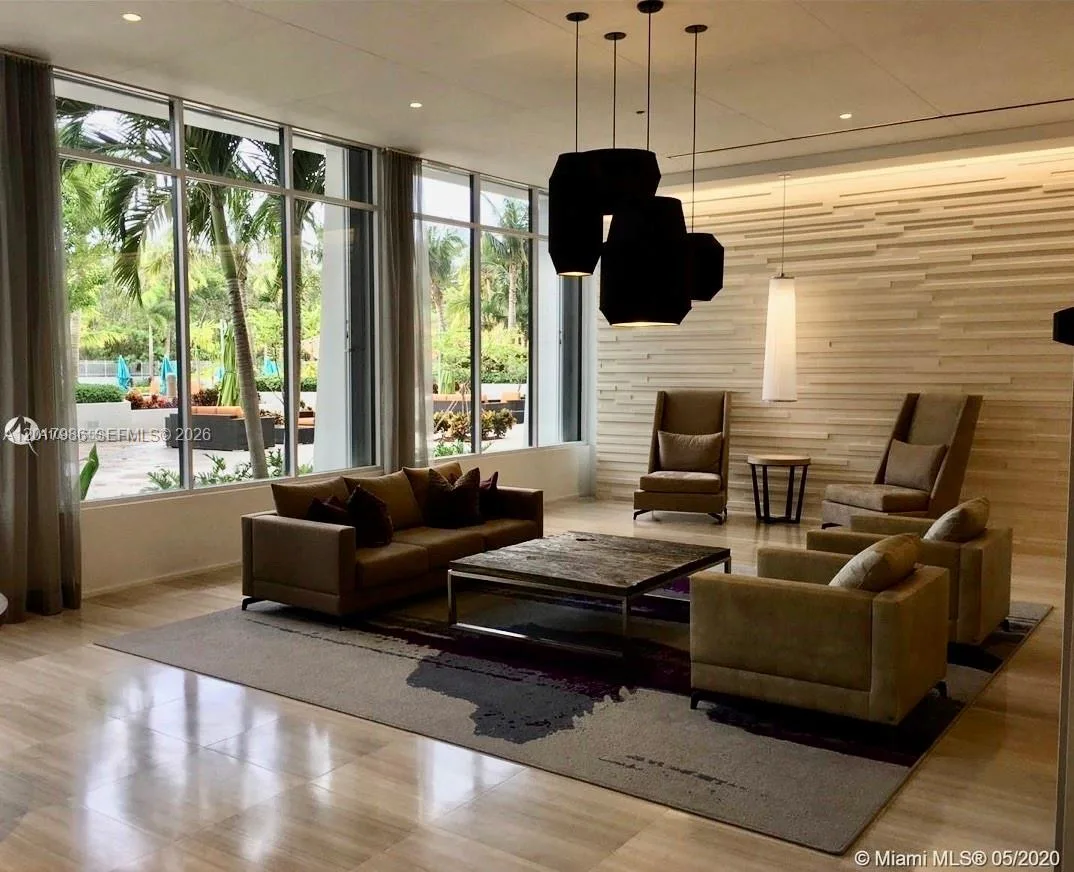 100 Bayview Dr # 428, Sunny Isles Beach, FL 33160 photo 3