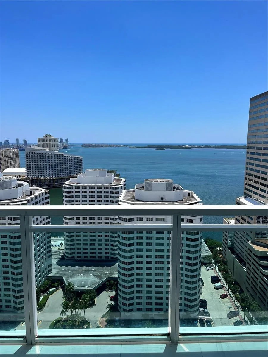951 Brickell Ave # 2704, Miami, FL 33131