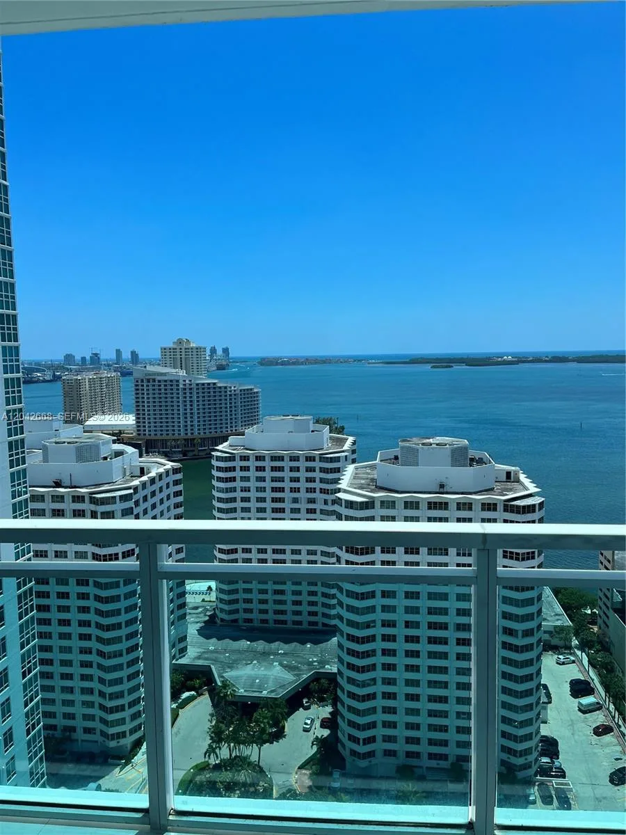 951 Brickell Ave # 2704, Miami, FL 33131 photo 2
