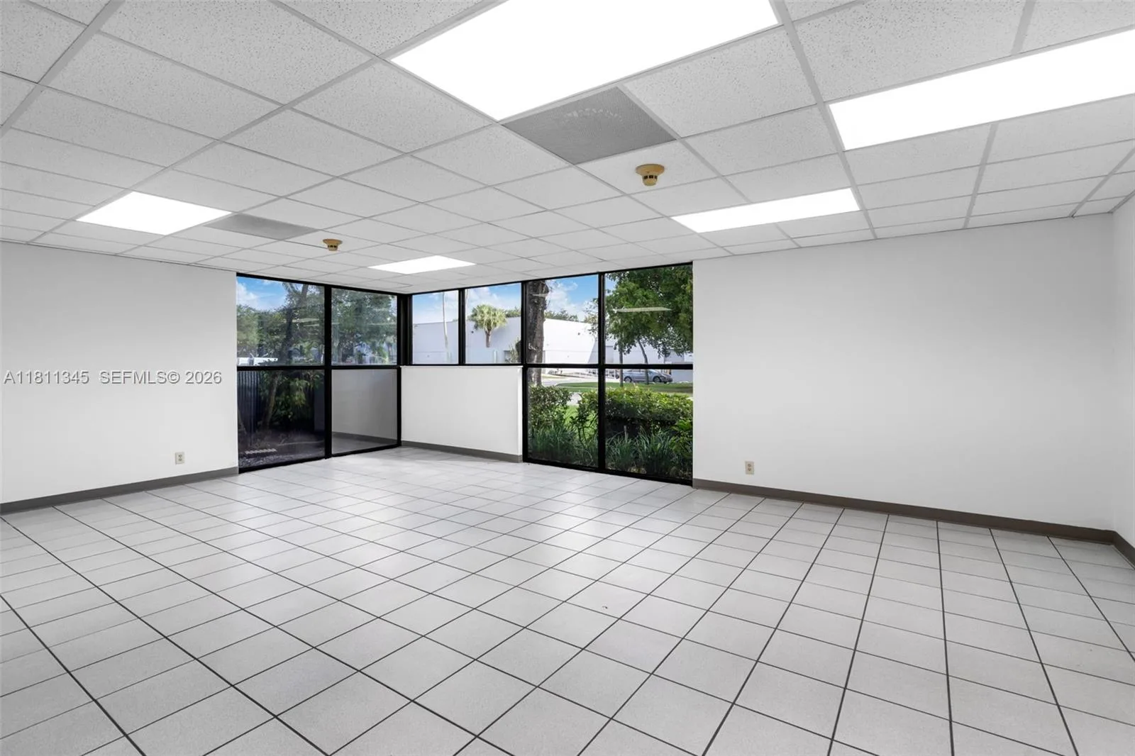 3541 NW 53rd St, Fort Lauderdale, FL 33309 photo 6