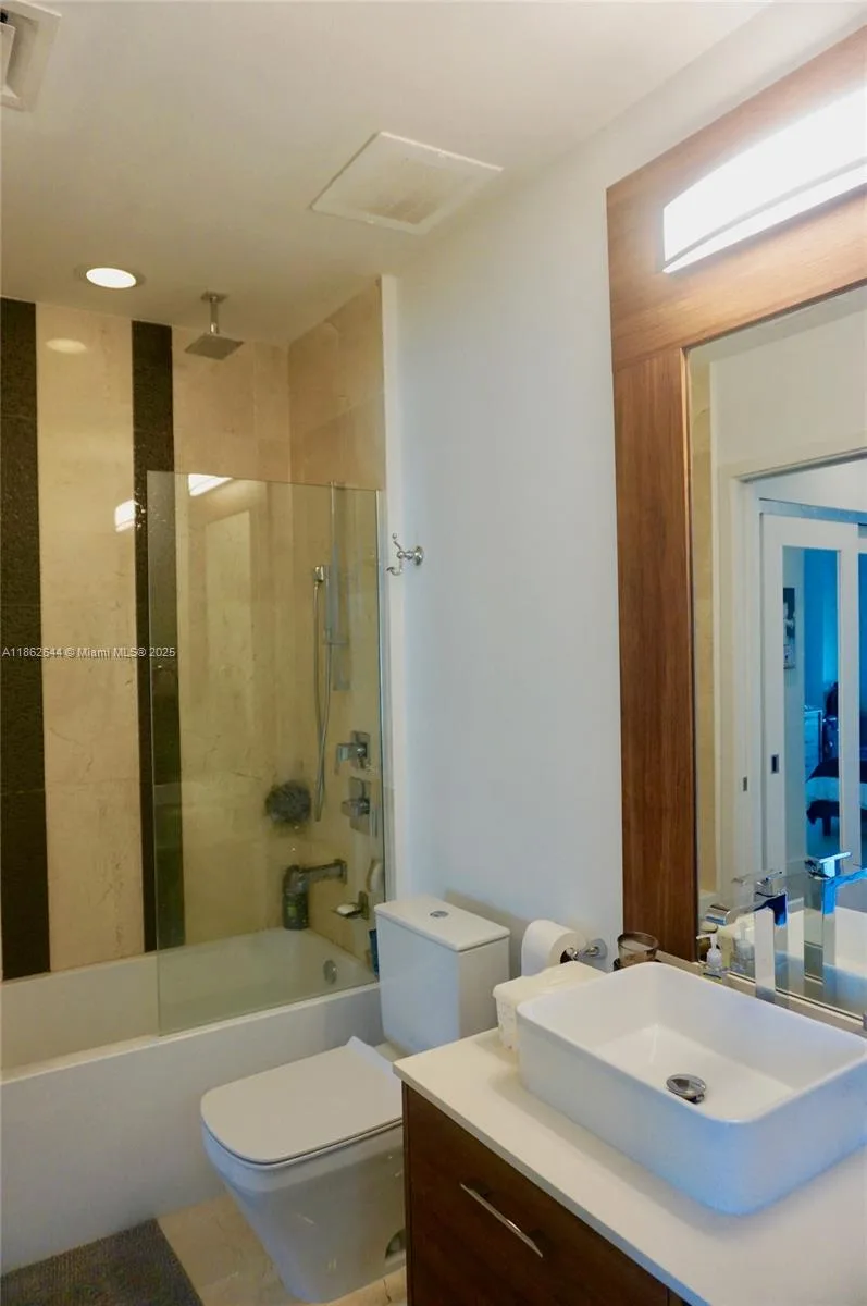 601 NE 27TH ST # 1805, Miami, FL 33137 photo 12