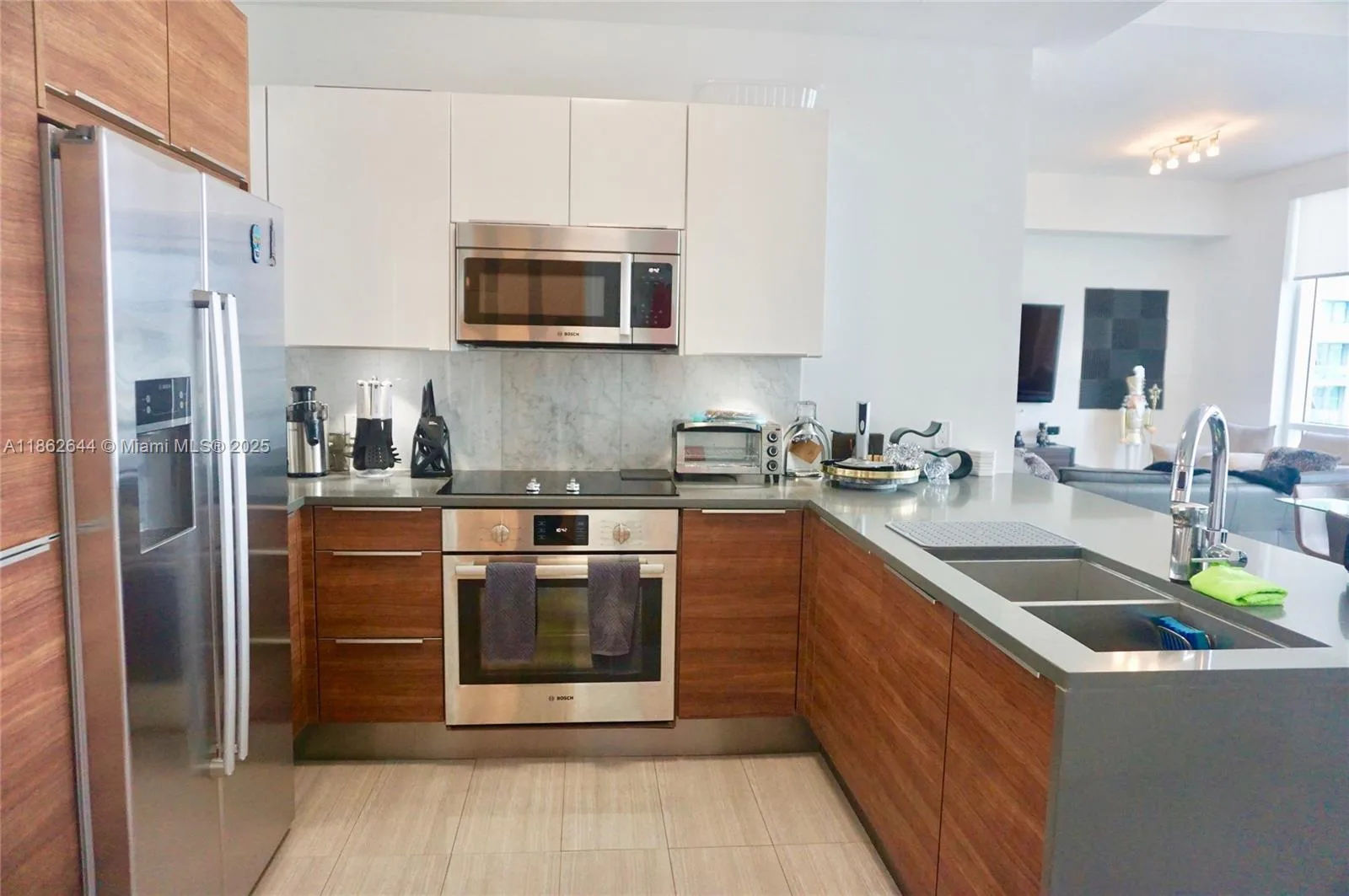 601 NE 27TH ST # 1805, Miami, FL 33137 photo 9