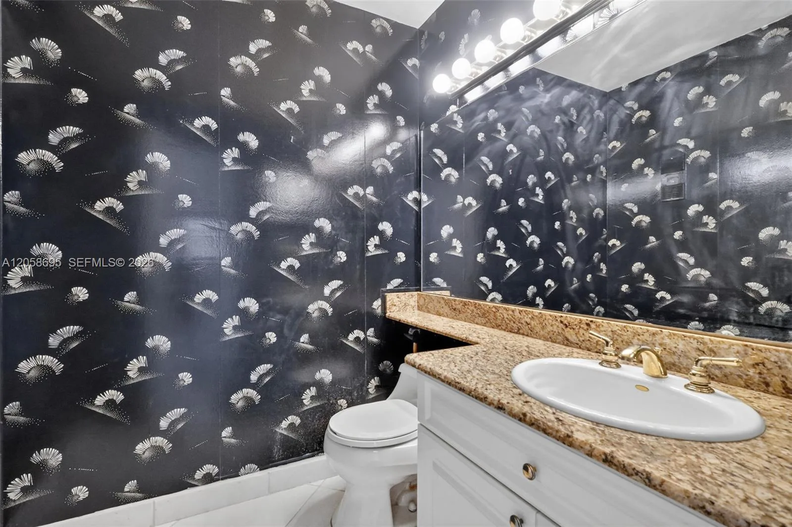1130 NE 210th Ter, Miami, FL 33179 photo 7
