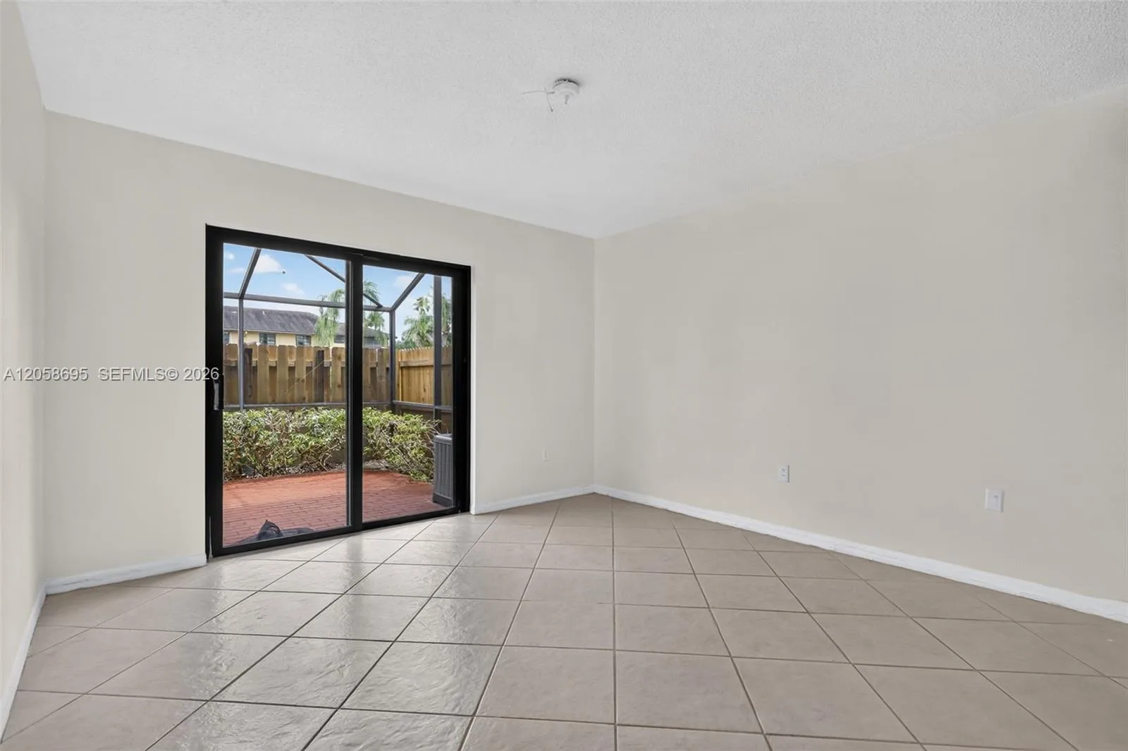 1130 NE 210th Ter, Miami, FL 33179 photo 9