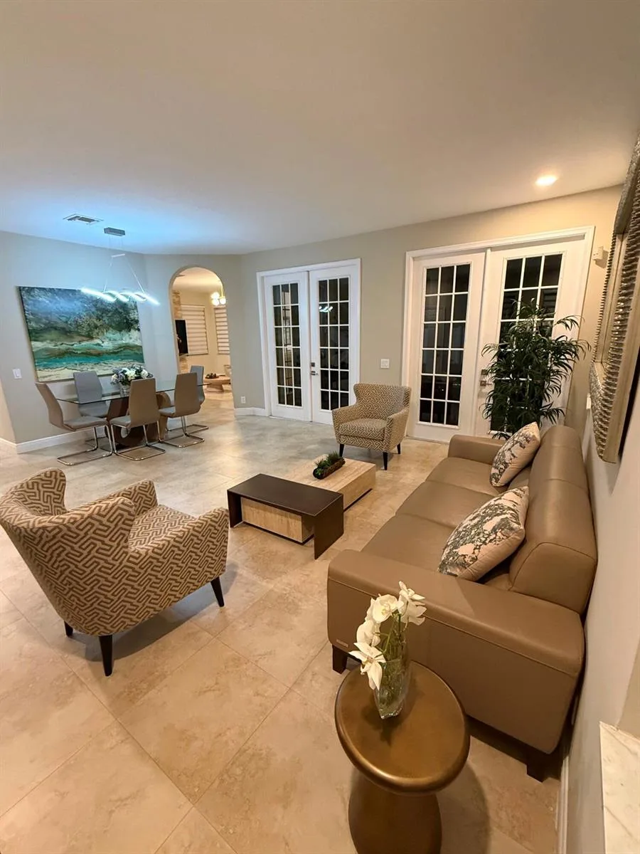 844 Falling Water Road, Weston, FL 33326 photo 5