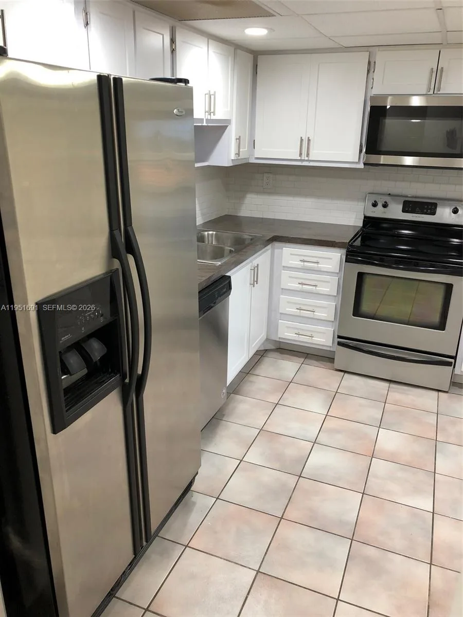 20840 San Simeon Way # 702, Miami, FL 33179 photo 4