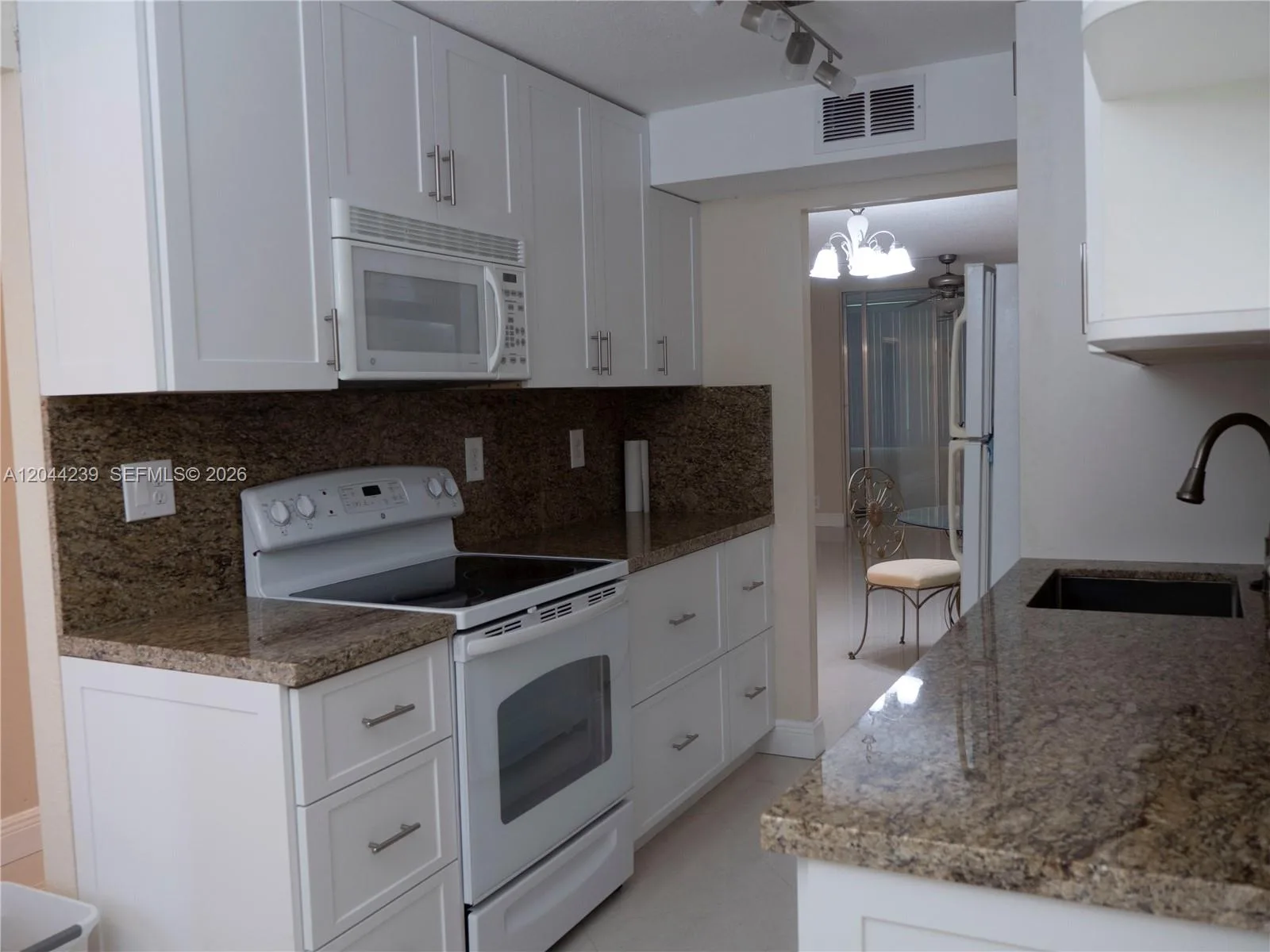 2998 NW 48th Ter # 135, Lauderdale Lakes, FL 33313 — zdjęcie 4