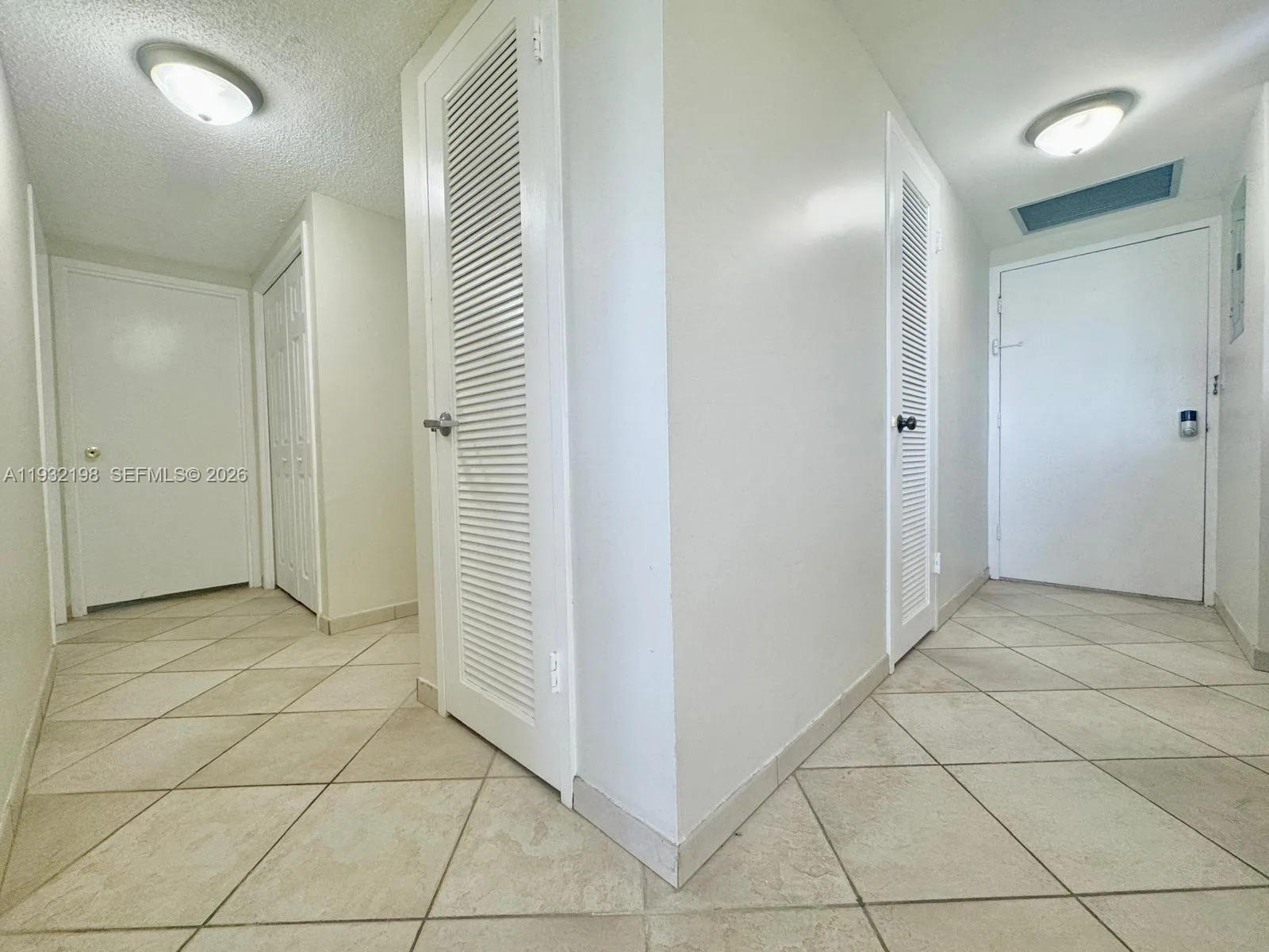 3725 S Ocean Dr # 508 (AVAILABLE), Hollywood, FL 33019 — zdjęcie 5