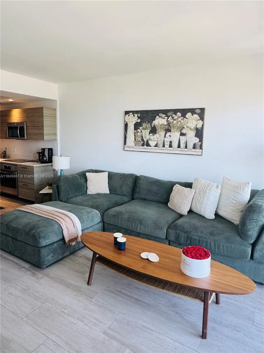 121 NE 34th St # 2705, Miami, FL 33137