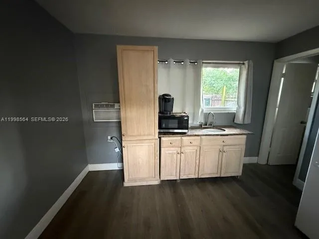 4148 SW 24th St # 0, Fort Lauderdale, FL 33317 photo 5