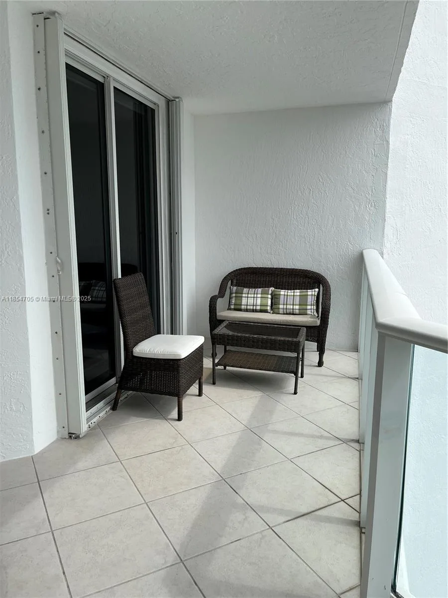 16485 Collins Ave # 2538, Sunny Isles Beach, FL 33160 photo 3