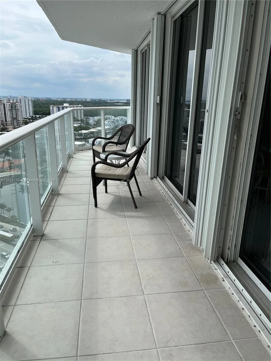 16485 Collins Ave # 2538, Sunny Isles Beach, FL 33160 photo 4