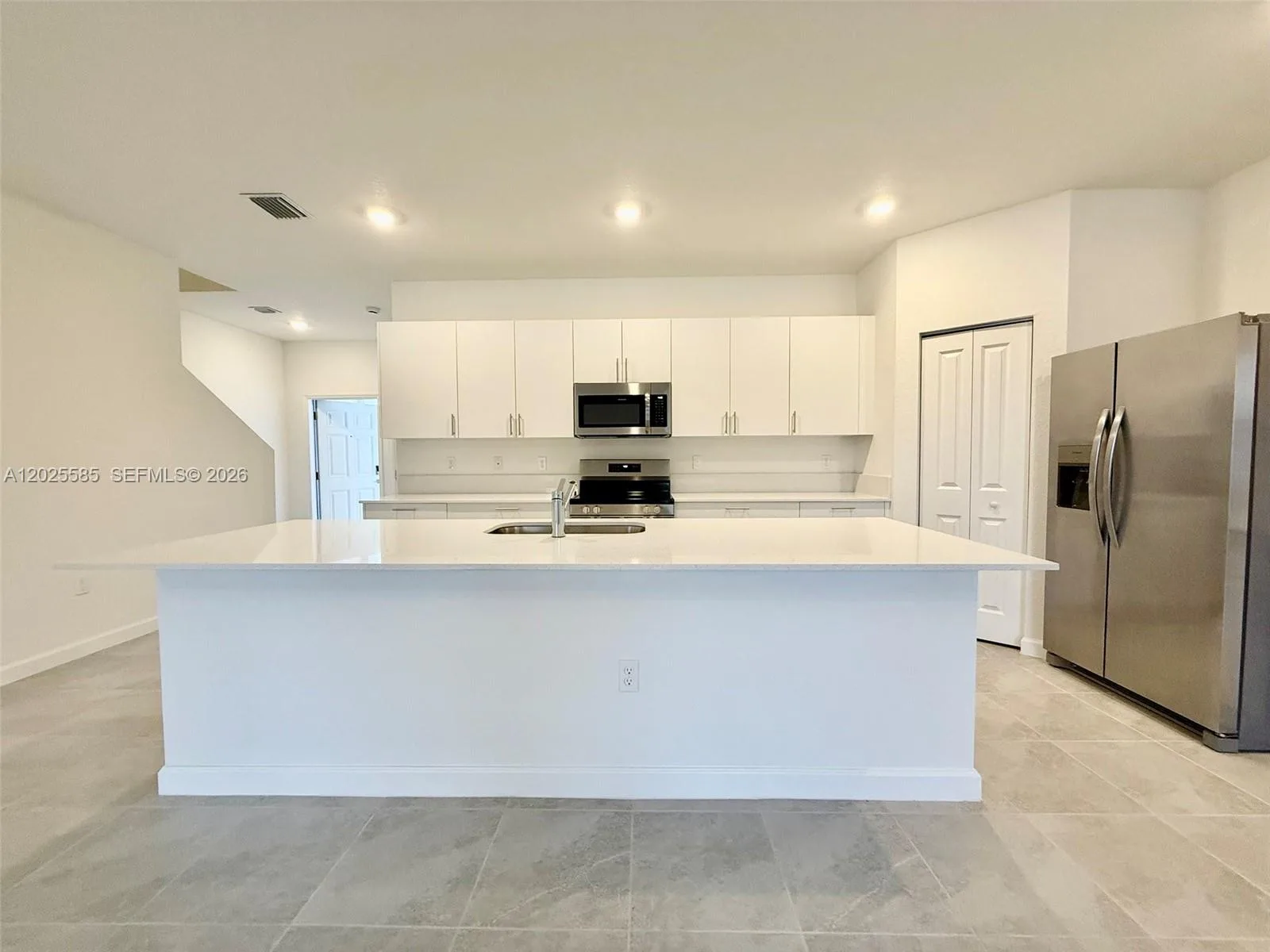 2958 Park Pl # 5838, Dania Beach, FL 33312