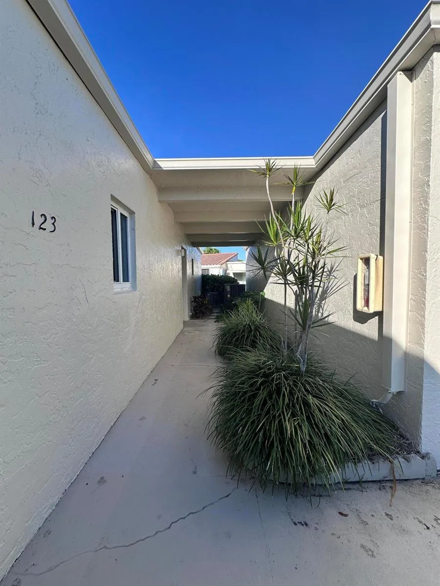 2671 Boundbrook Boulevard # 123, West Palm Beach, FL 33406 photo 6