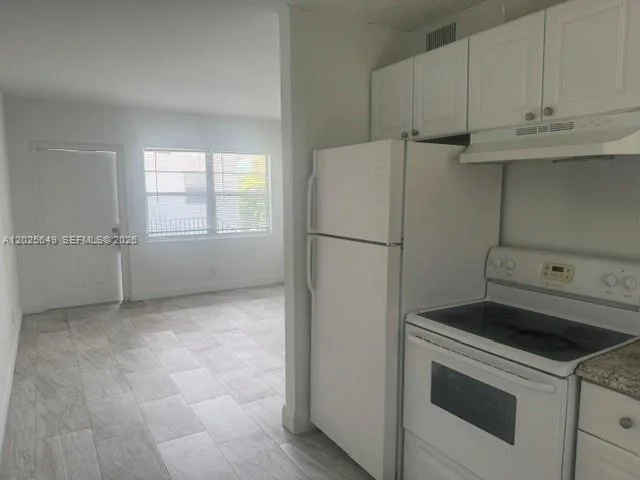 608 5th St # 7, West Palm Beach, FL 33401