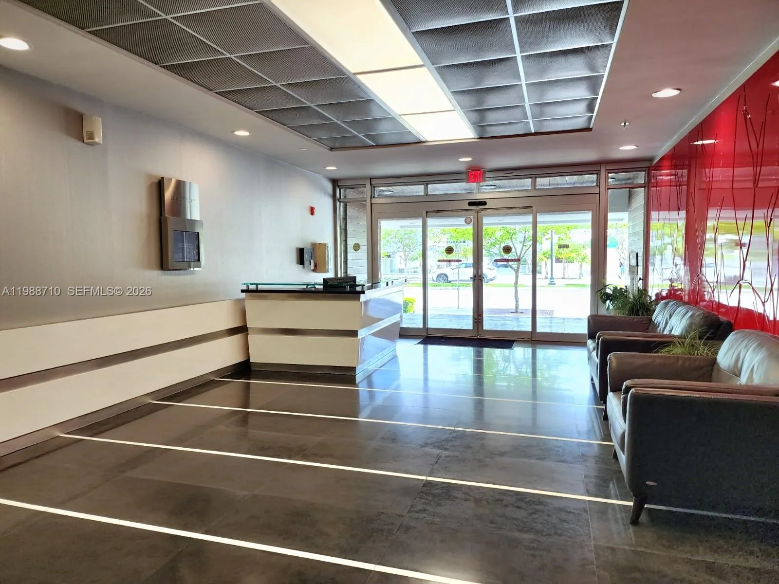 2450 Hollywood Blvd # CU404, Hollywood, FL 33020 photo 3