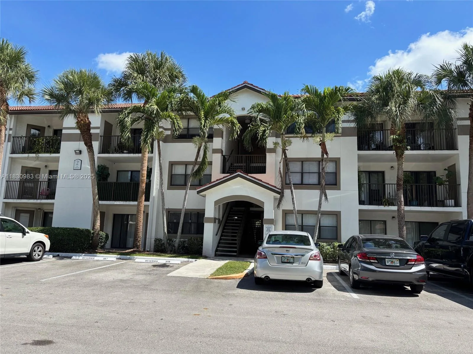 620 S Park Rd # 33-2, Hollywood, FL 33021