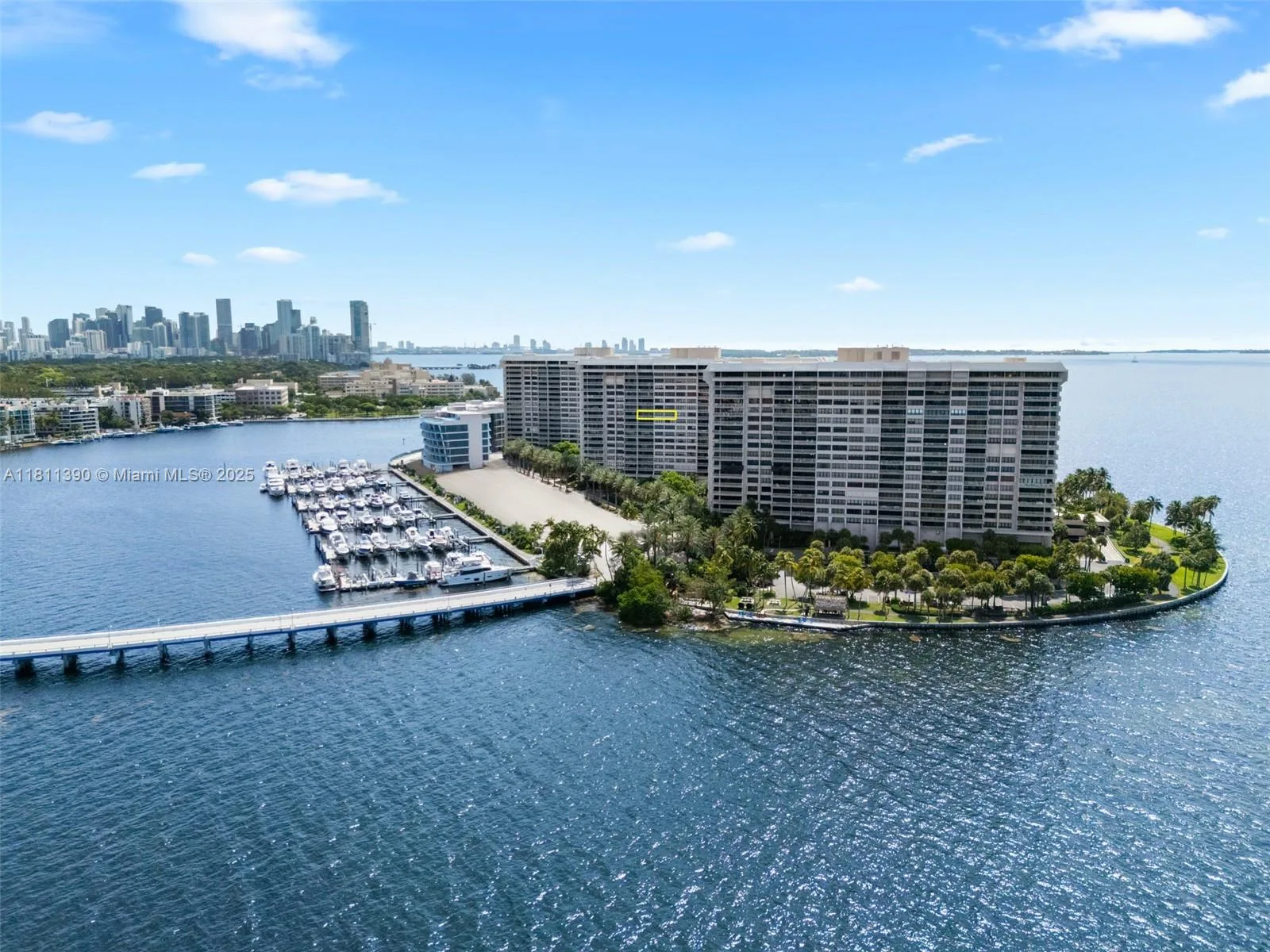 2 Grove Isle Dr # B1108, Miami, FL 33133