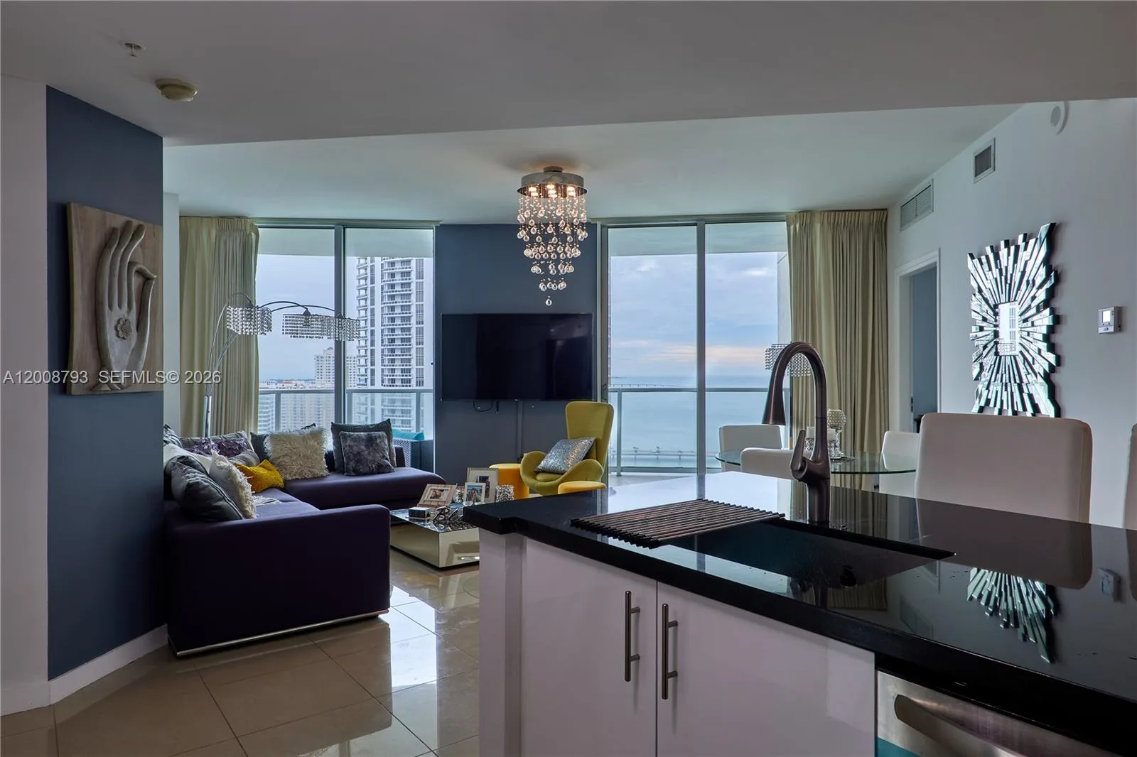 300 S Biscayne Blvd # T-2108, Miami, FL 33131