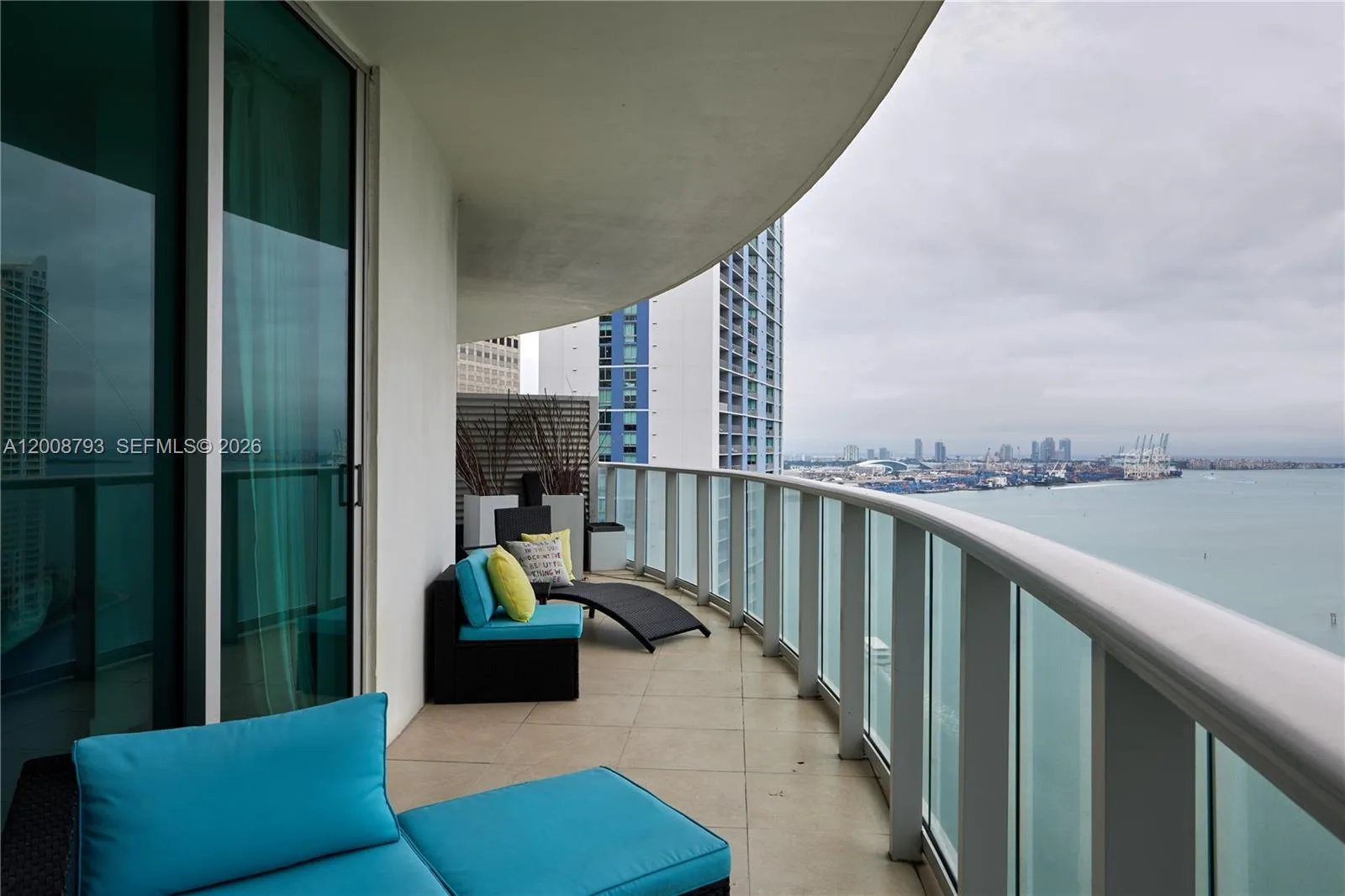 300 S Biscayne Blvd # T-2108, Miami, FL 33131 photo 10