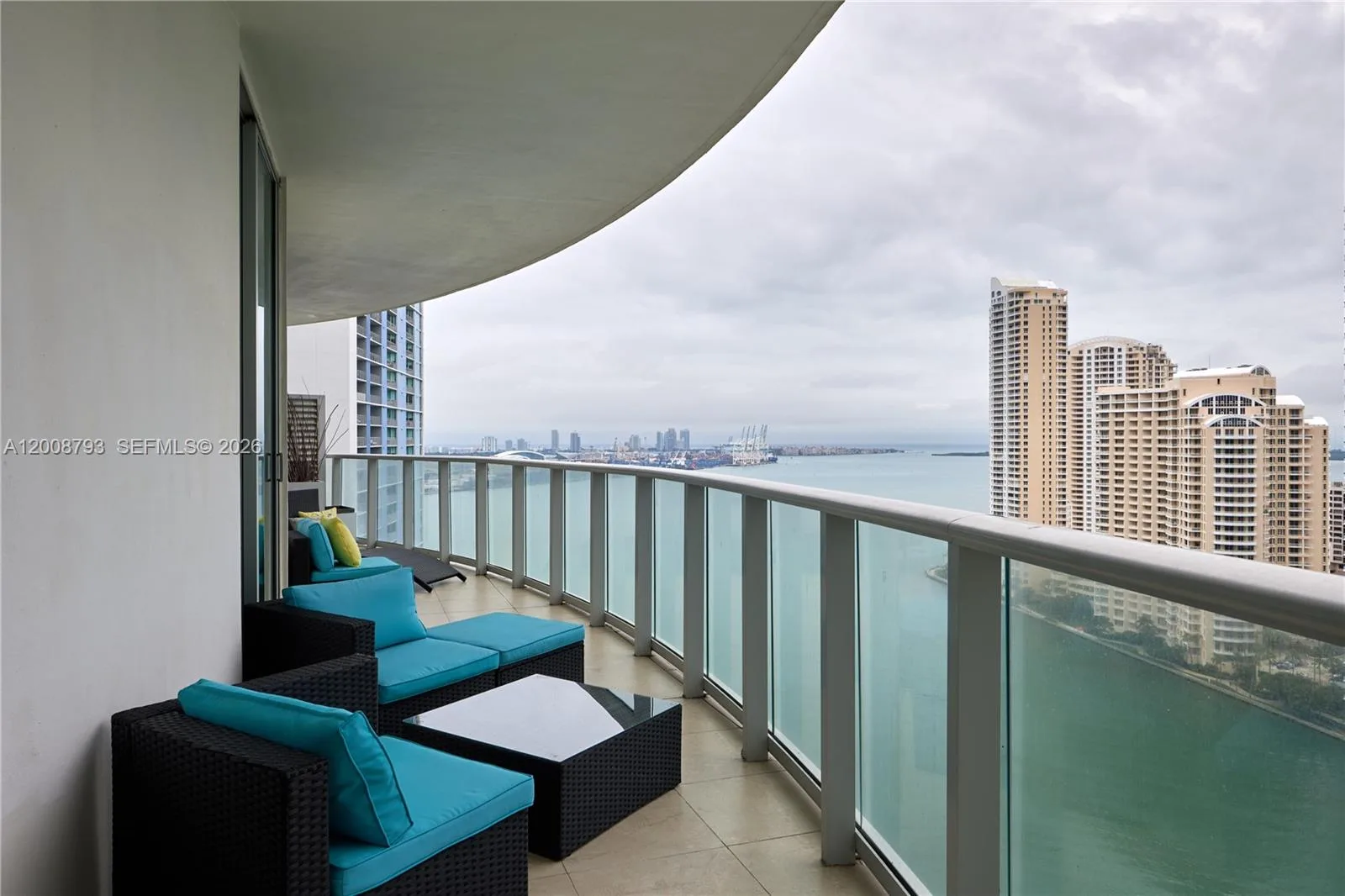 300 S Biscayne Blvd # T-2108, Miami, FL 33131 photo 2