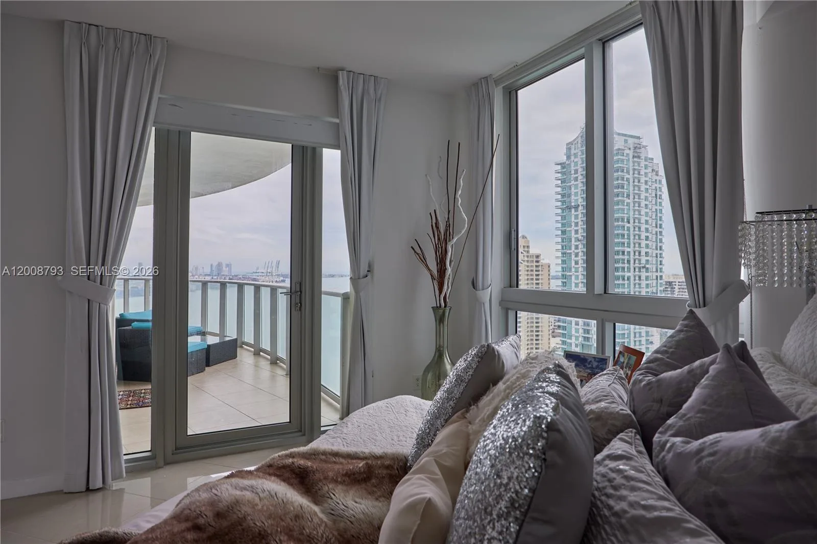300 S Biscayne Blvd # T-2108, Miami, FL 33131 photo 7