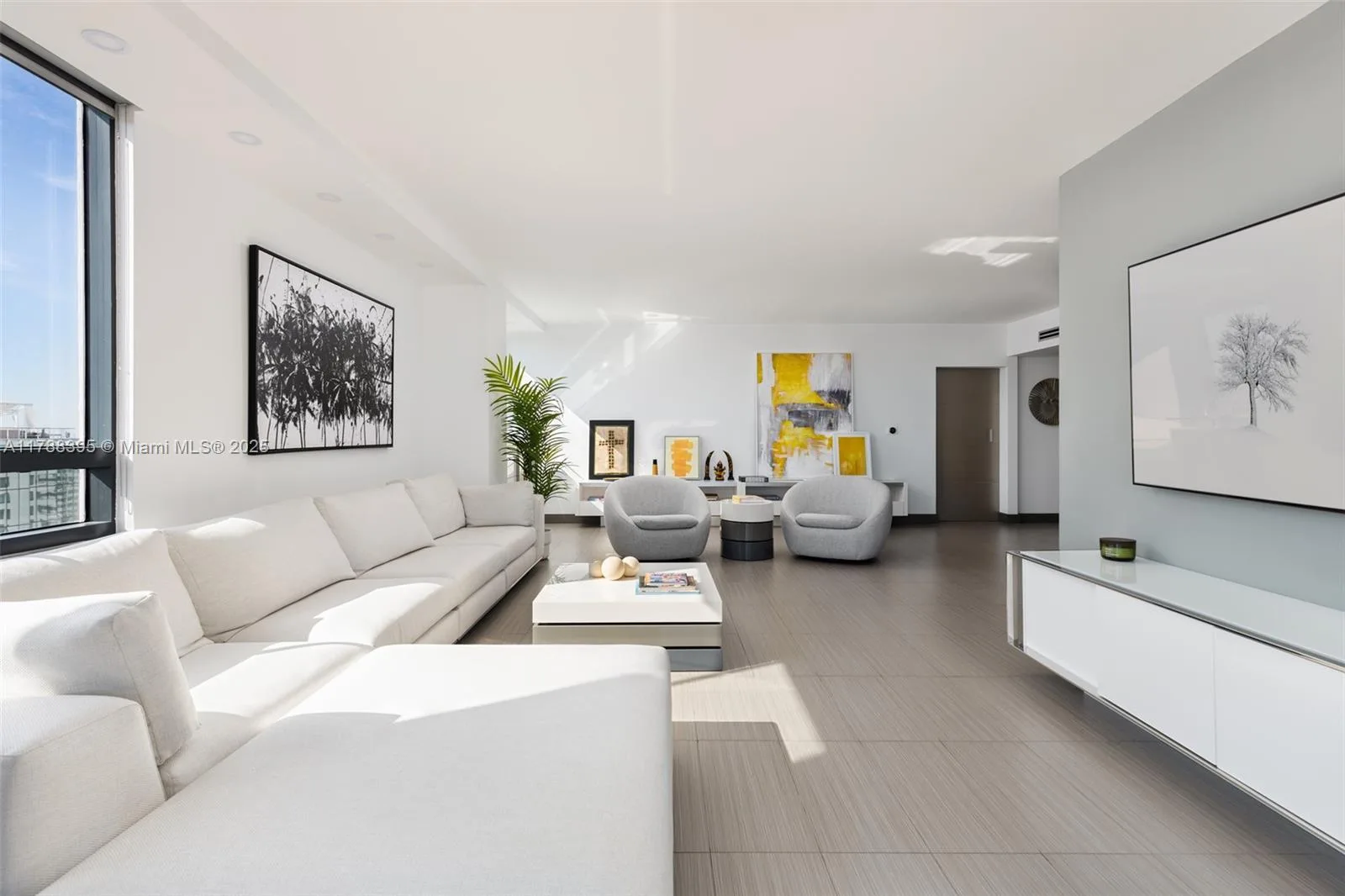 1330 West Ave # 1813, Miami Beach, FL 33139 photo 11