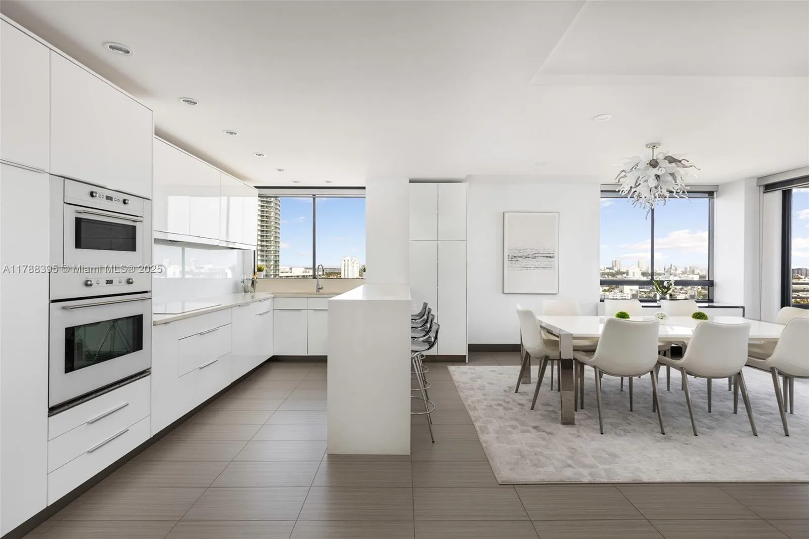 1330 West Ave # 1813, Miami Beach, FL 33139 photo 4