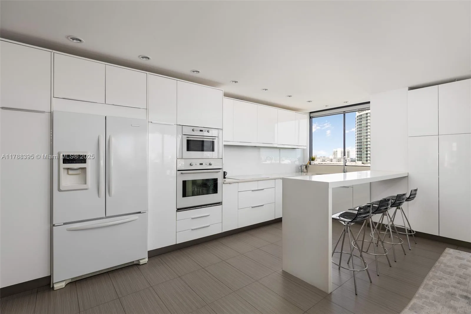 1330 West Ave # 1813, Miami Beach, FL 33139 photo 5