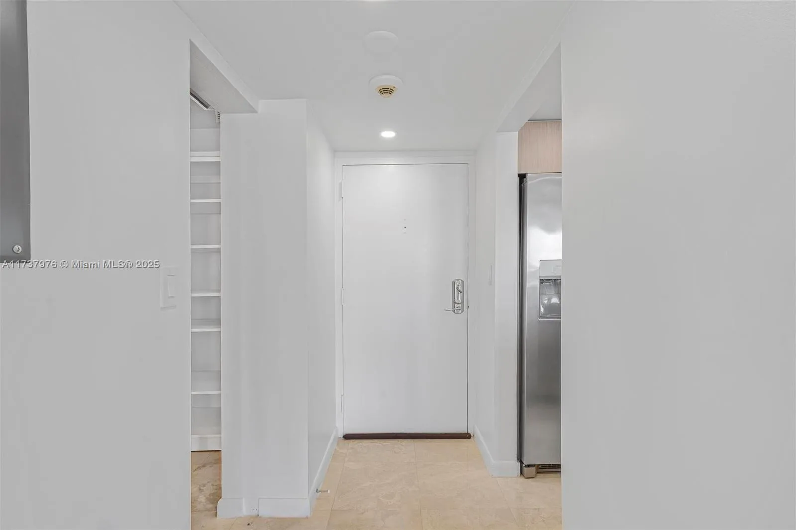 600 NE 36th St # 414, Miami, FL 33137 photo 4