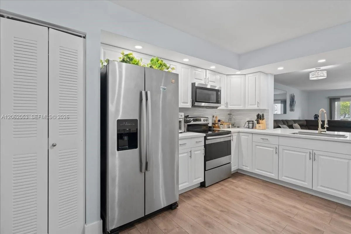 12500 SW 5th Ct # 208M, Pembroke Pines, FL 33027 — zdjęcie 4