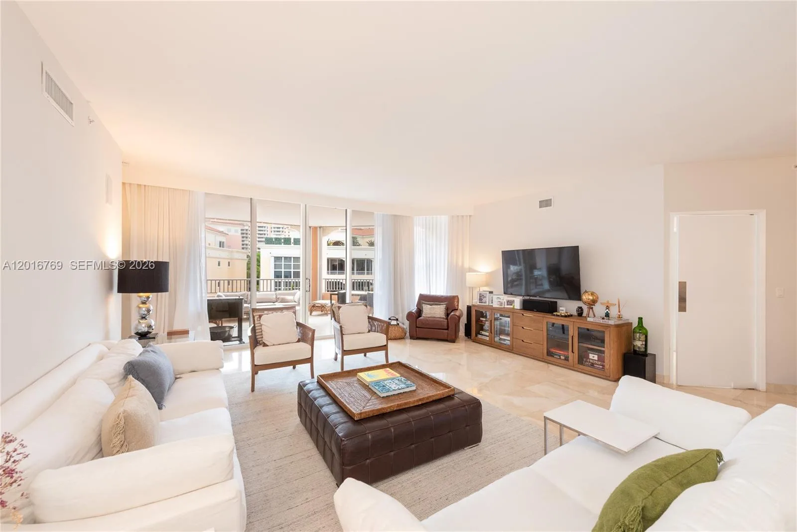 737 Crandon Blvd # 402, Key Biscayne, FL 33149 photo 5
